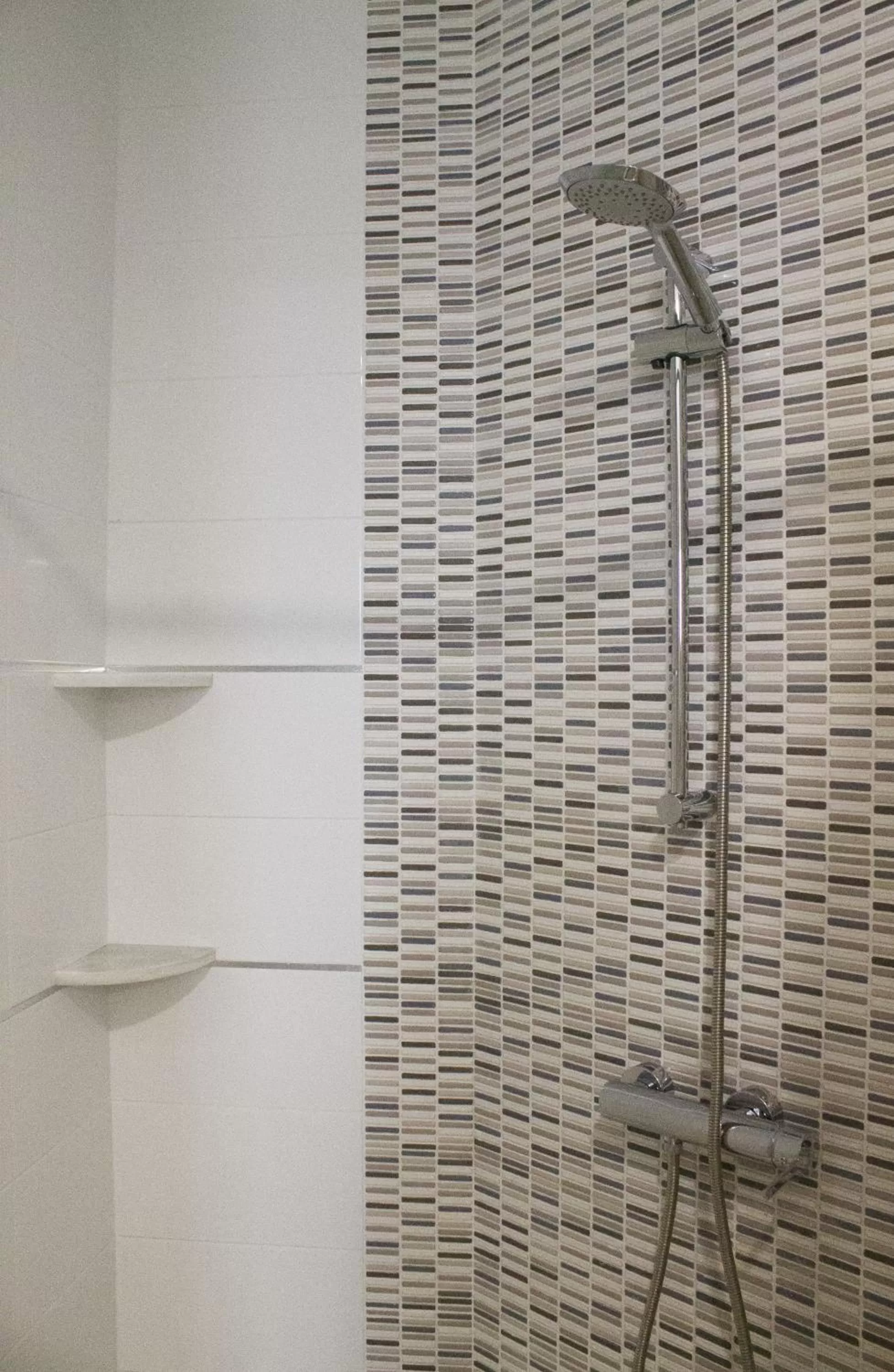 Bathroom in Hotel Infante Antequera