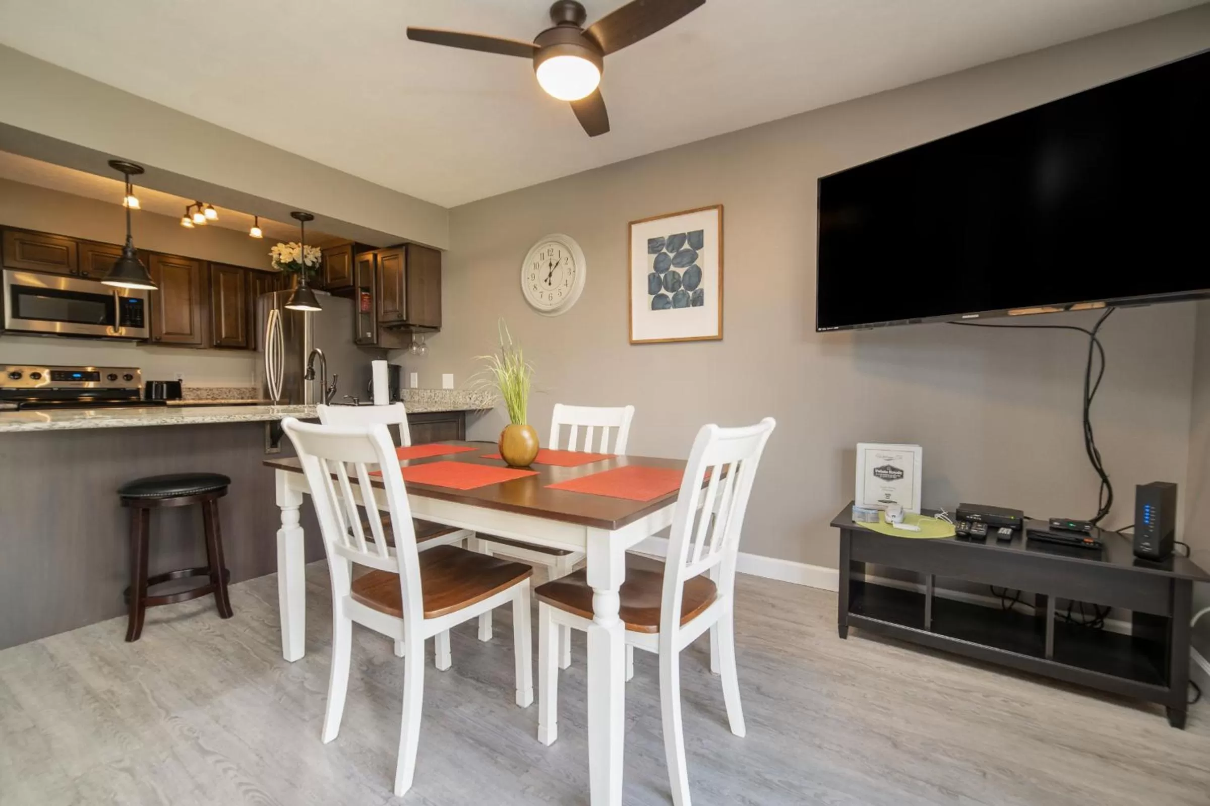 TV and multimedia in Pointe Royale Golf Resort