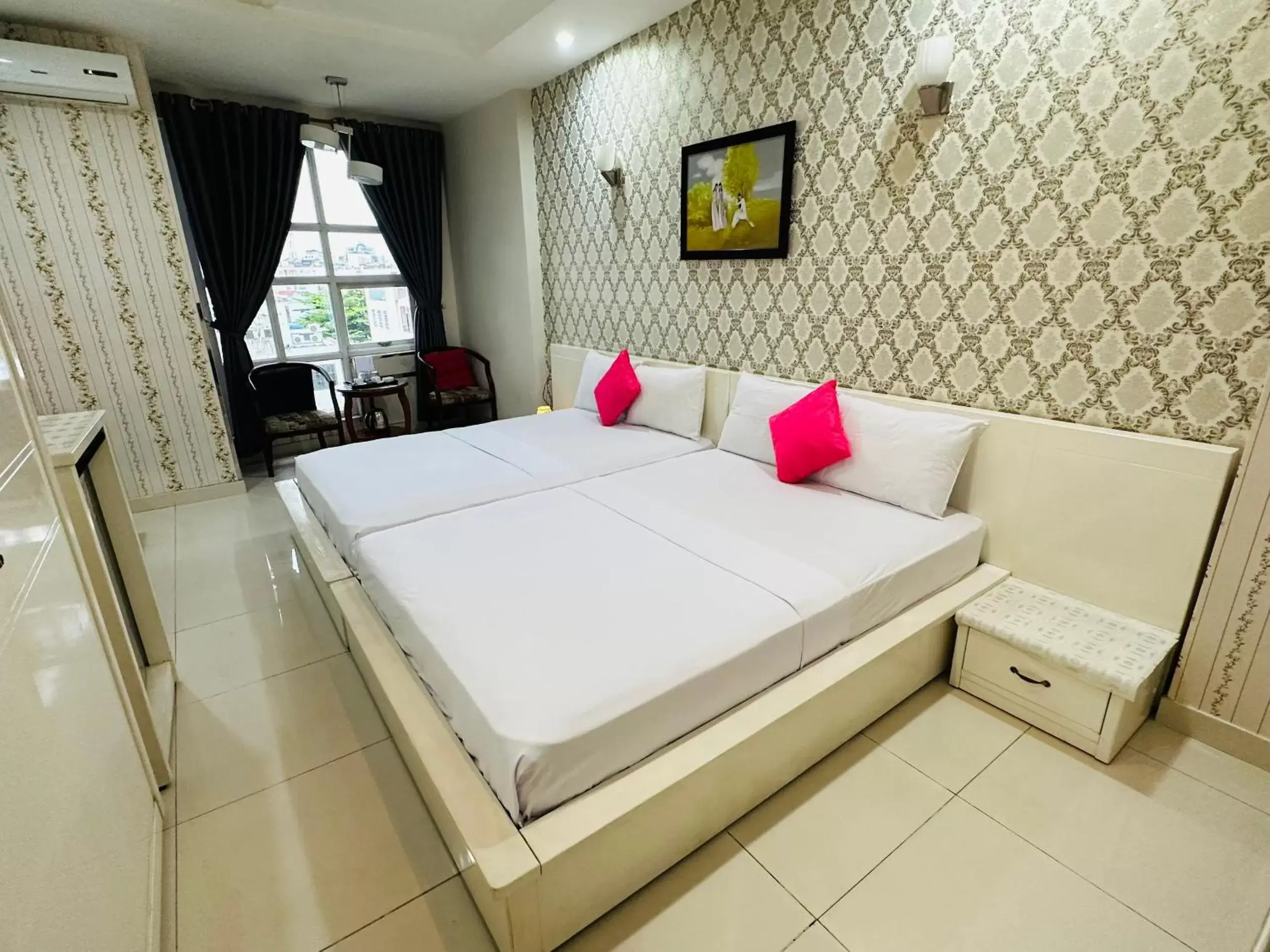 REDFLOWER HOTEL REDFLOWER HOTEL