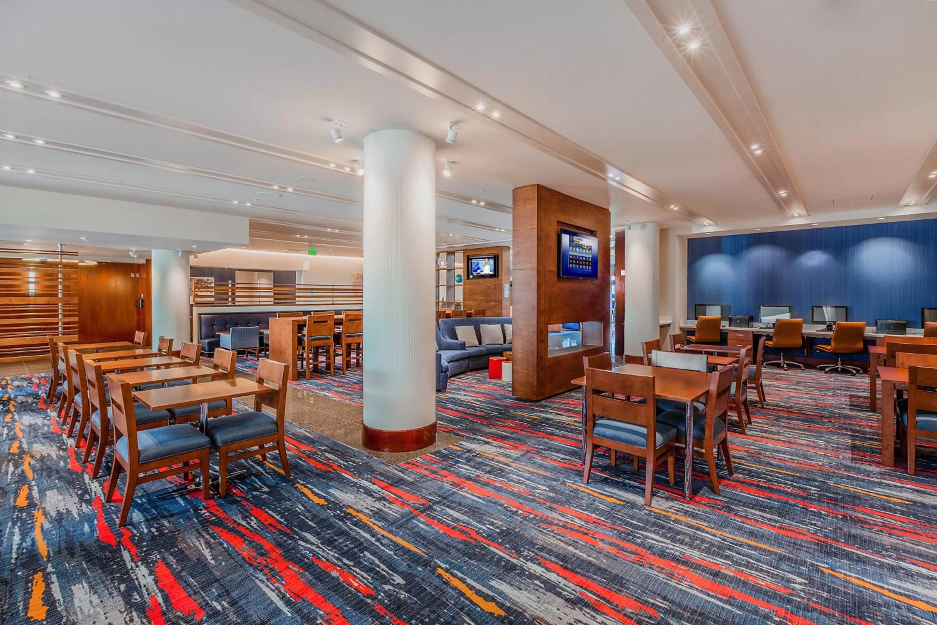 Property building in Holiday Inn Express Hotel & Suites Fisherman's Wharf by IHG