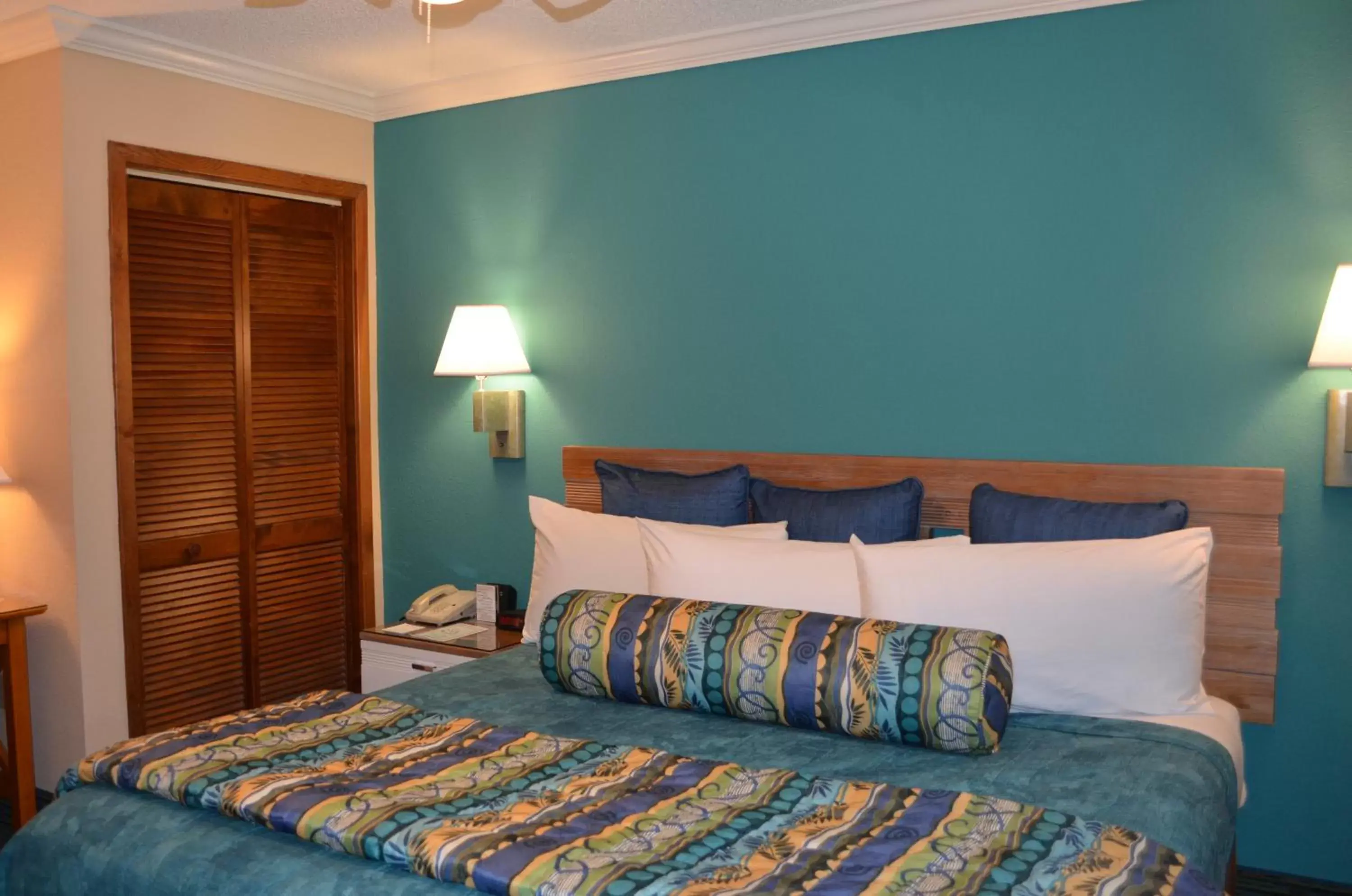 King Room - Non-Smoking in Sun Viking Lodge - Daytona Beach King Room - Non-Smoking in Sun Viking Lodge - Daytona Beach