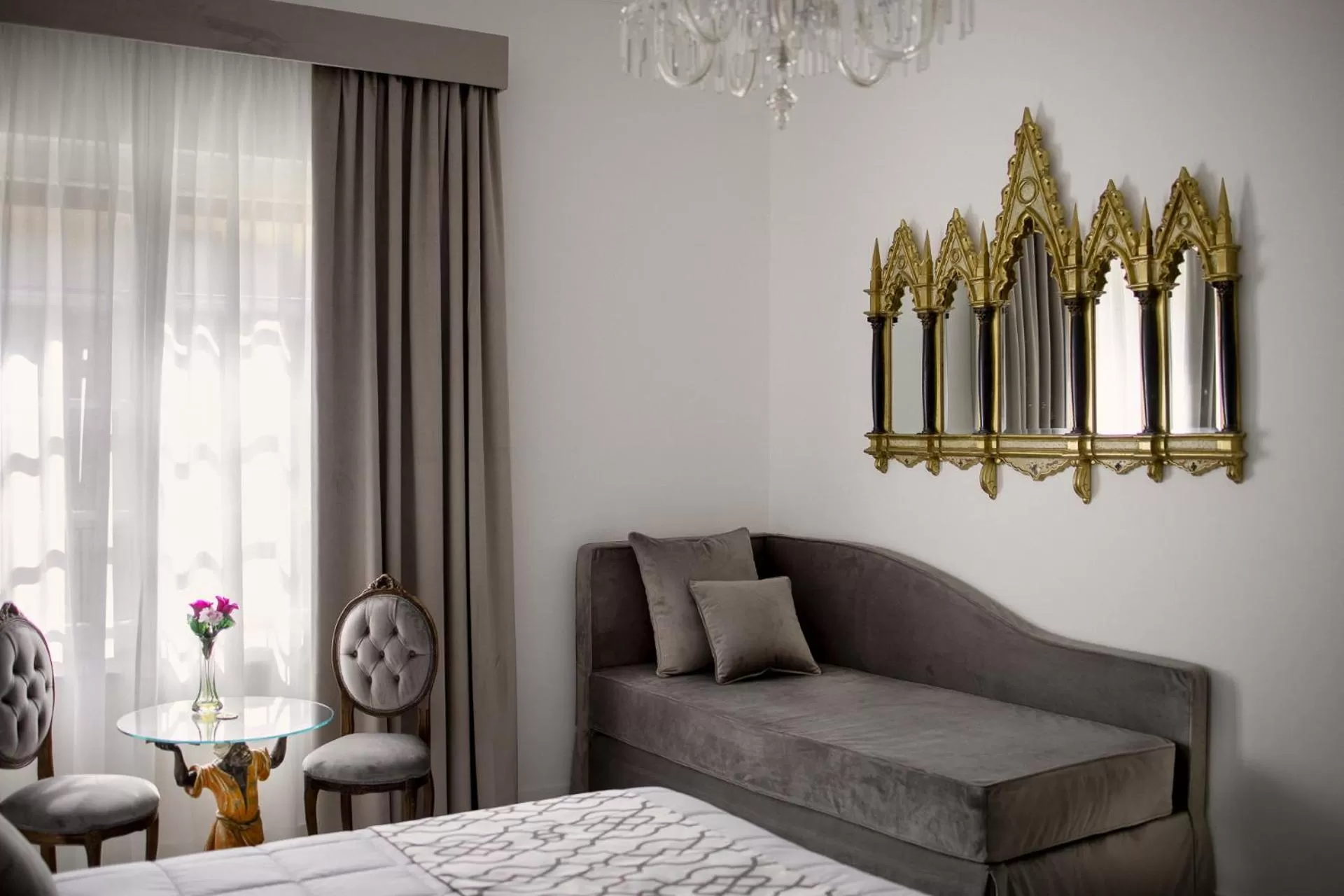 Photo of the whole room in Hotel Berna