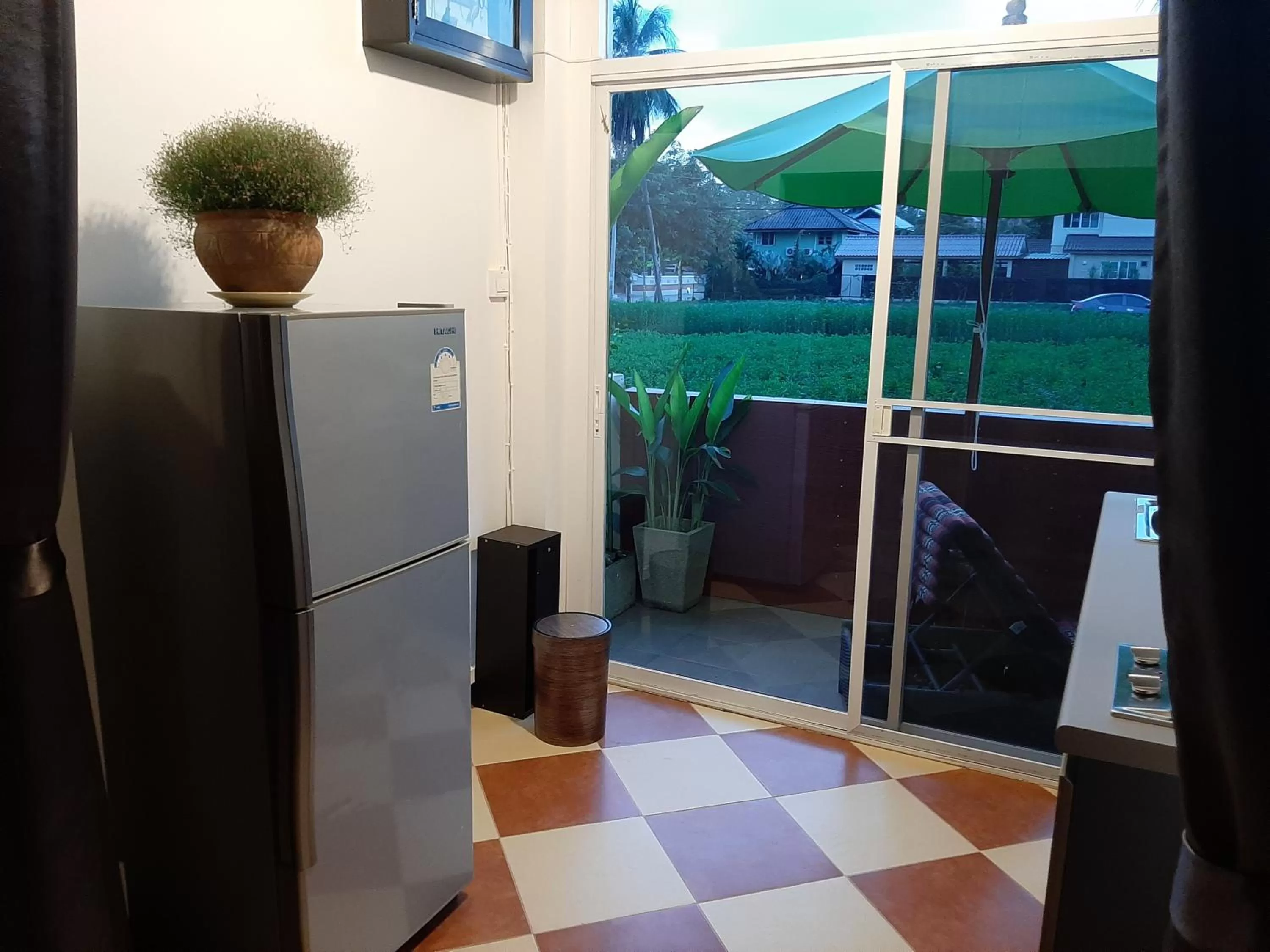 Kitchen or kitchenette in Liam's Guesthouse Adults Only