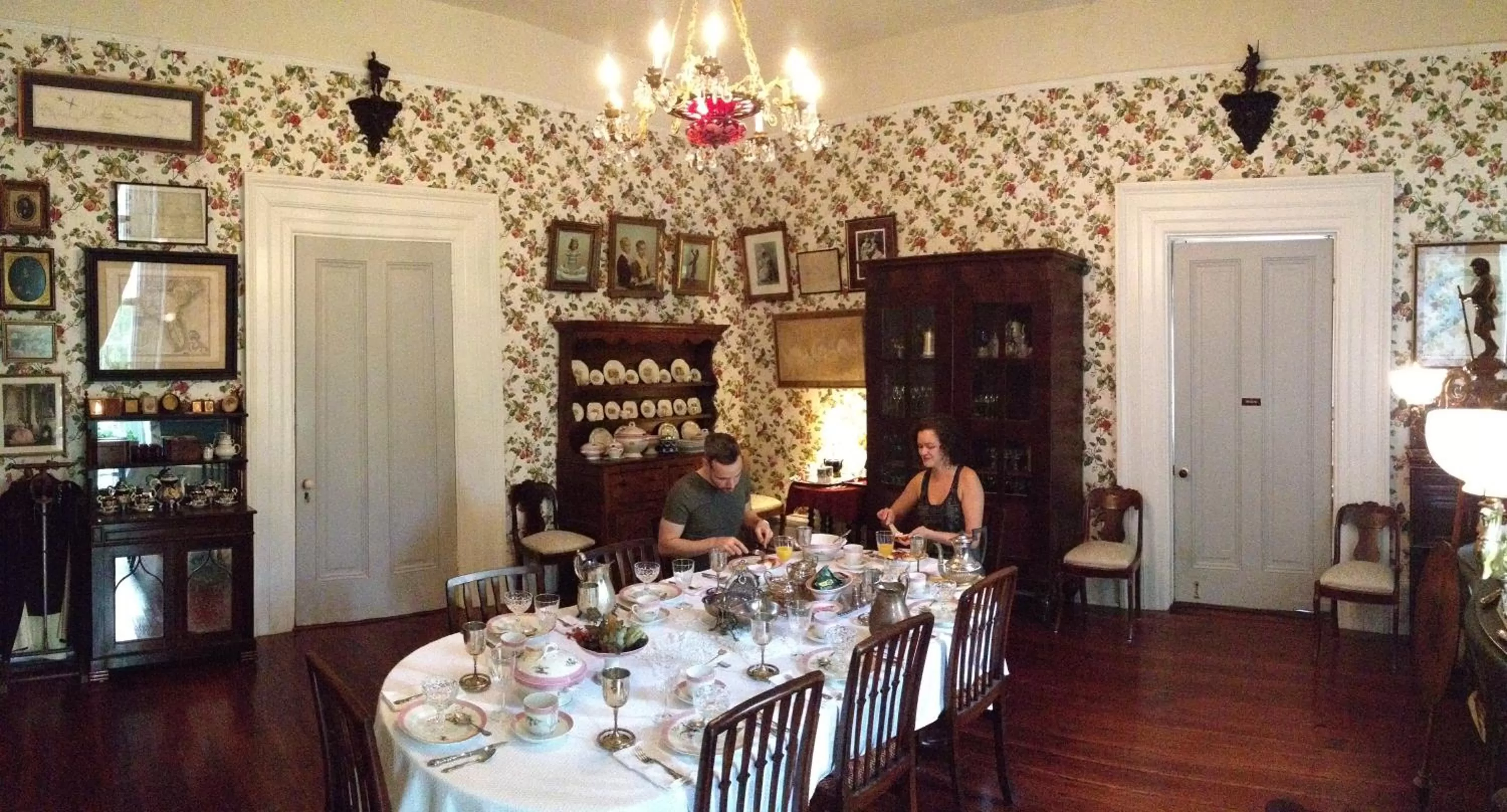 Photo of the whole room in Stone House Musical B&B