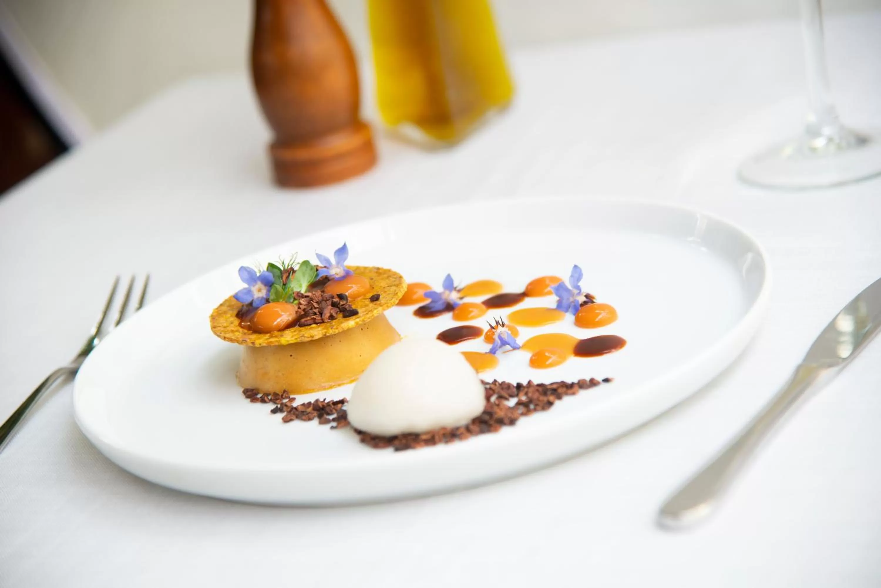 Restaurant/places to eat in Hotel la Vila