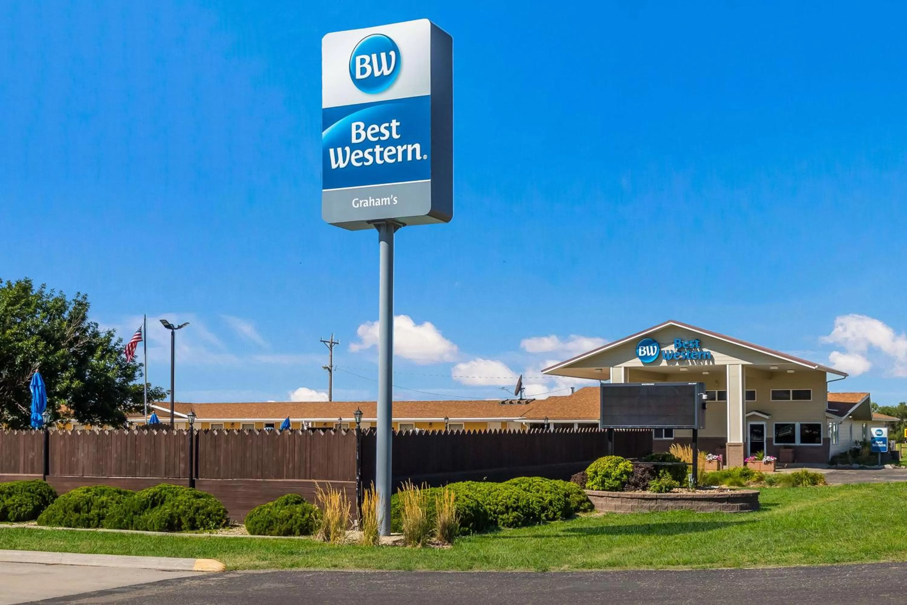Property building in Best Western Graham's