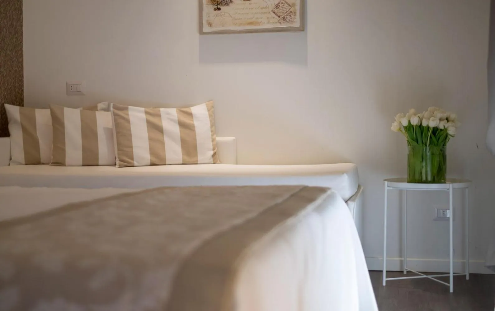 Photo of the whole room, Bed in Hotel Mon Cheri