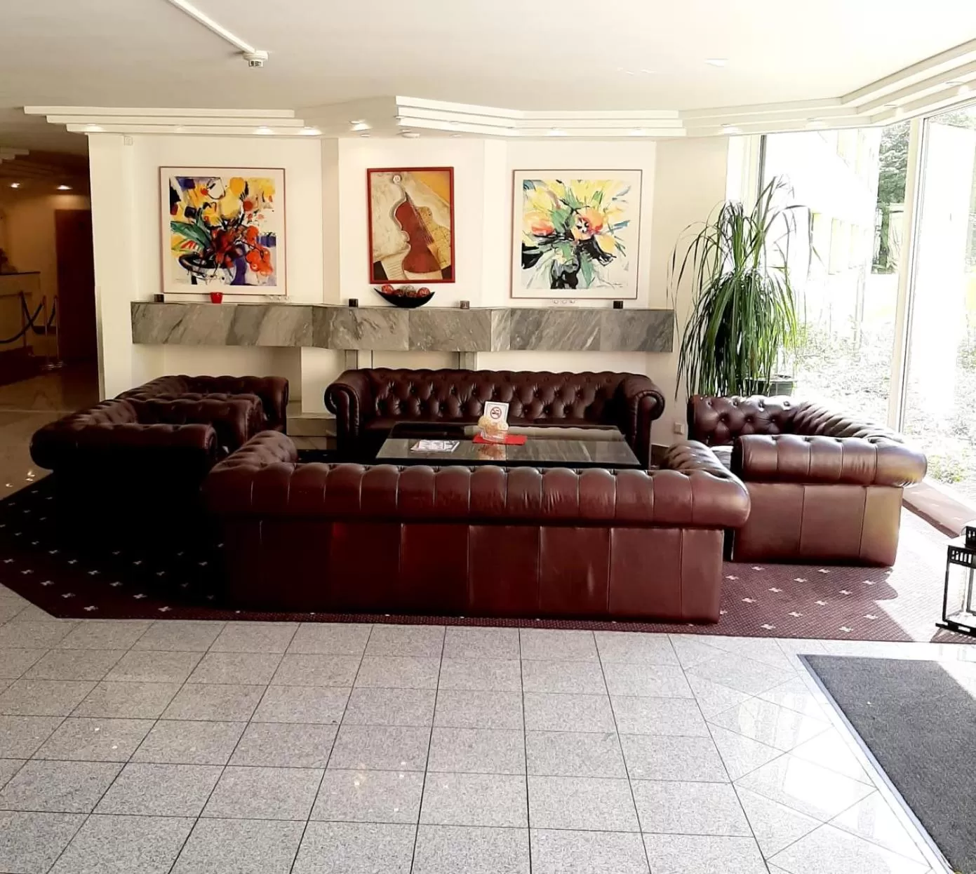 Garden, Seating Area in Lenas West Hotel