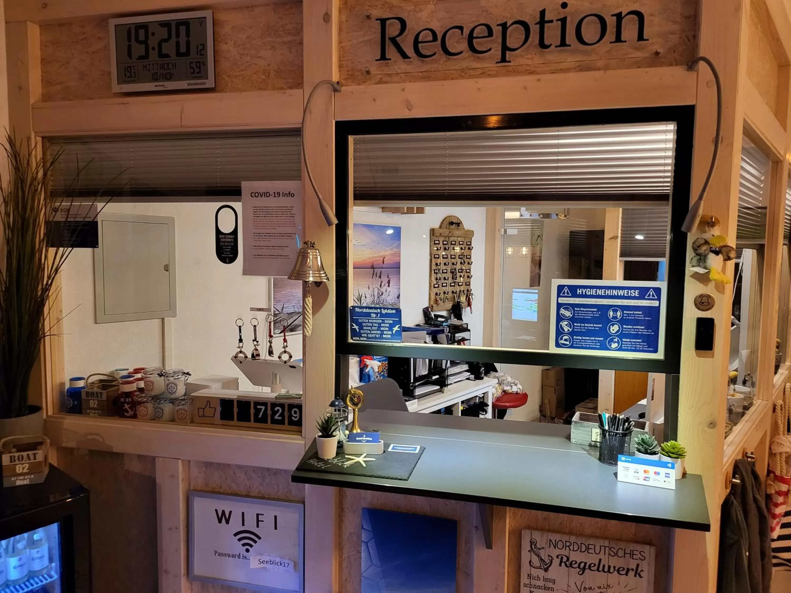 Lobby or reception in Hotel Seeblick am Sankelmarker See - Natur und Erholung