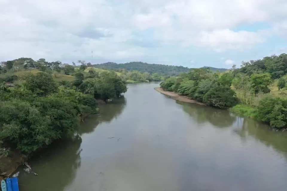 River view in Iguanitas Lodge