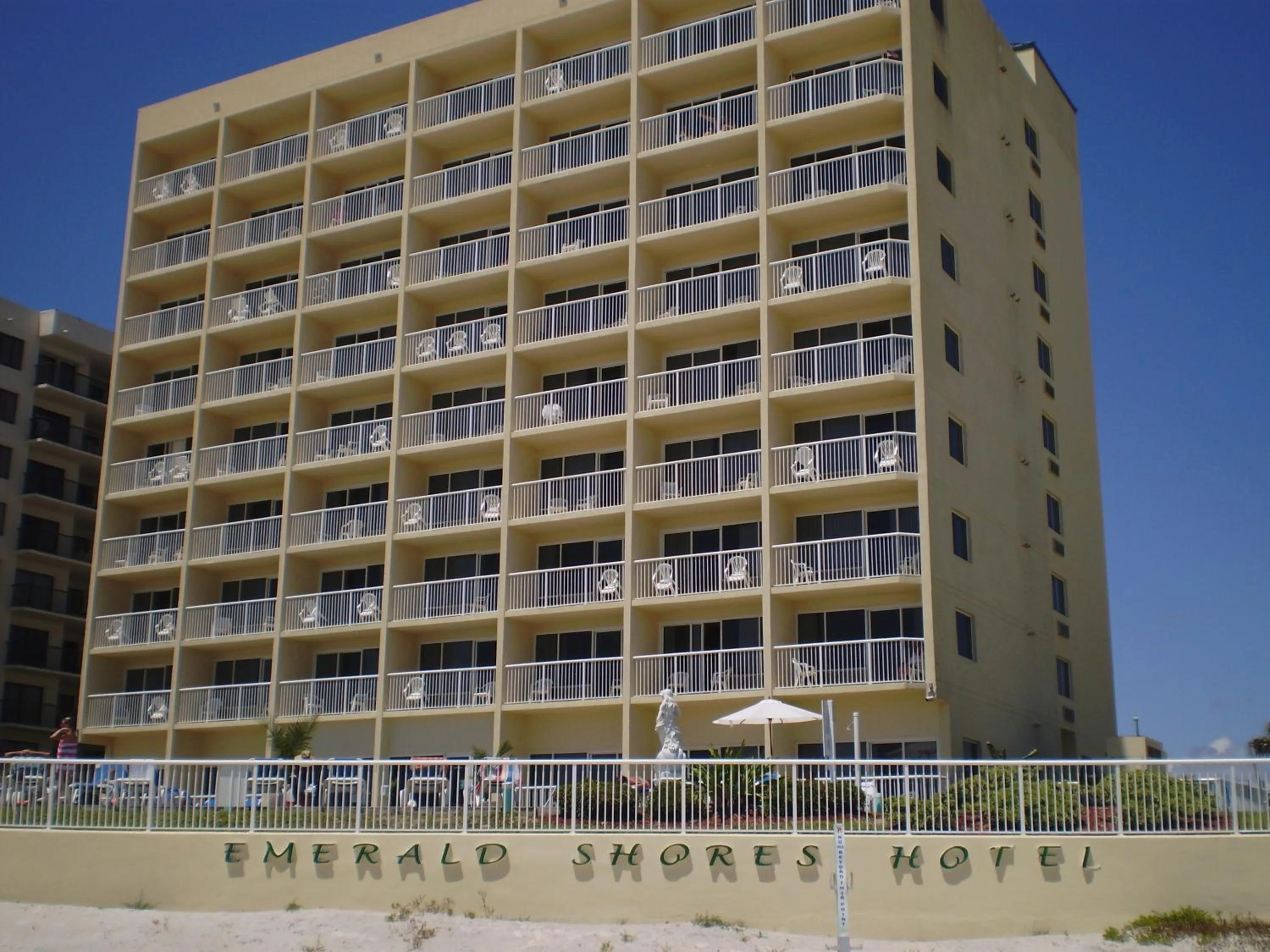 Facade/entrance in Emerald Shores Hotel - Daytona Beach