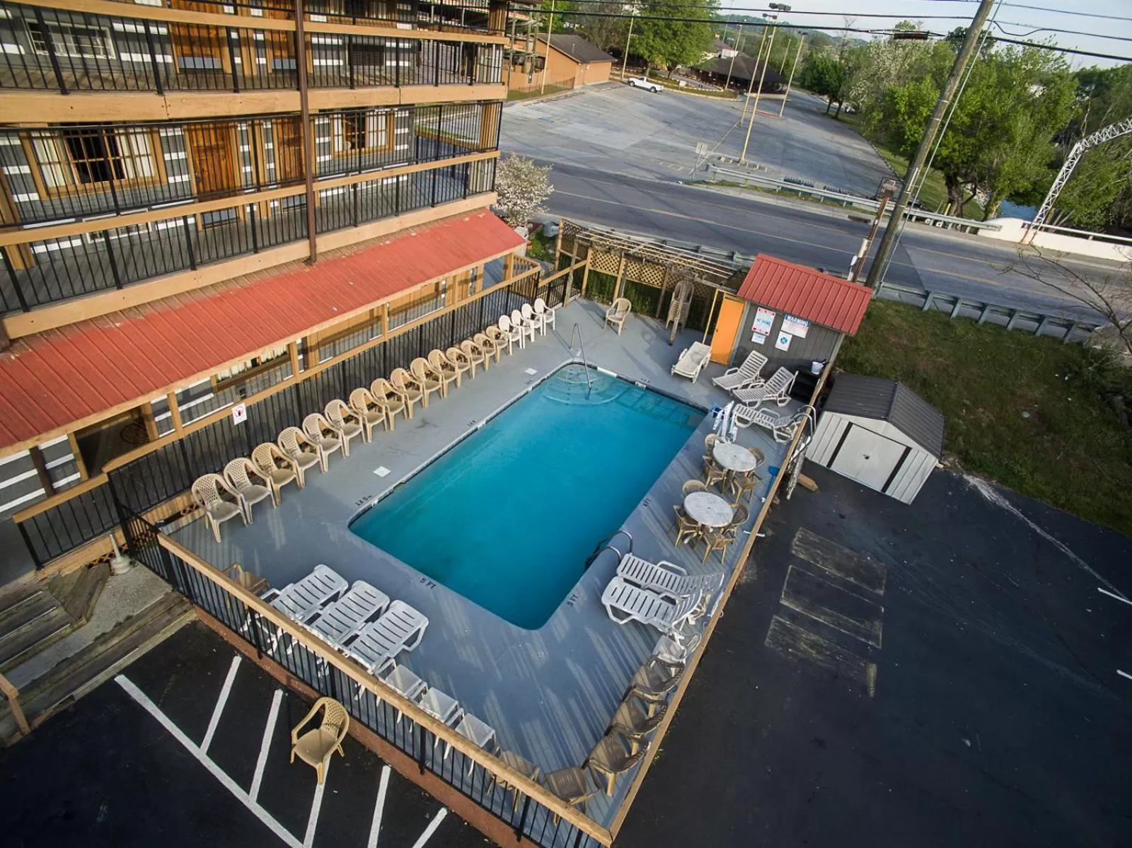Pool view in Timbers Lodge