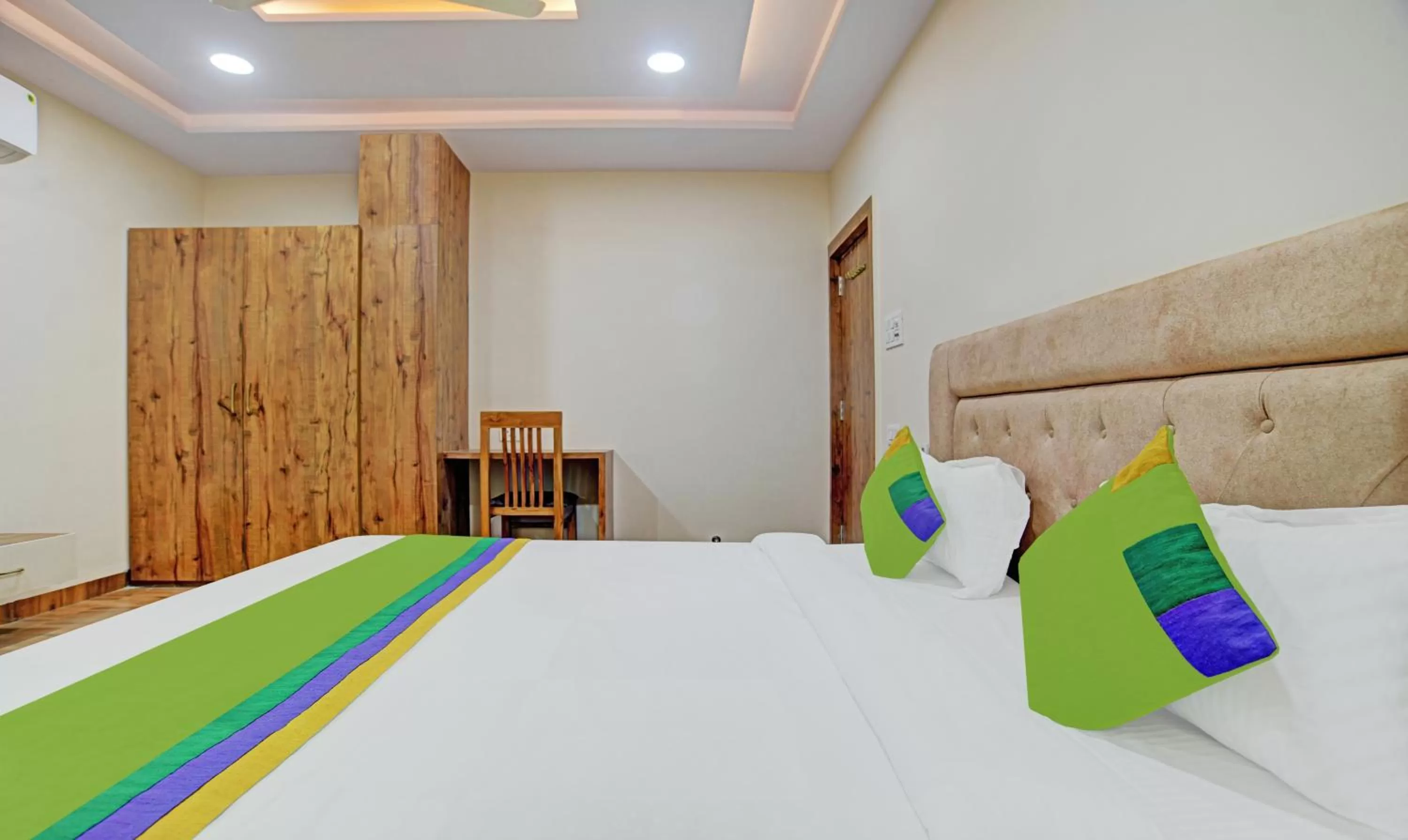 Bedroom, Bed in Treebo Nirvana Elite