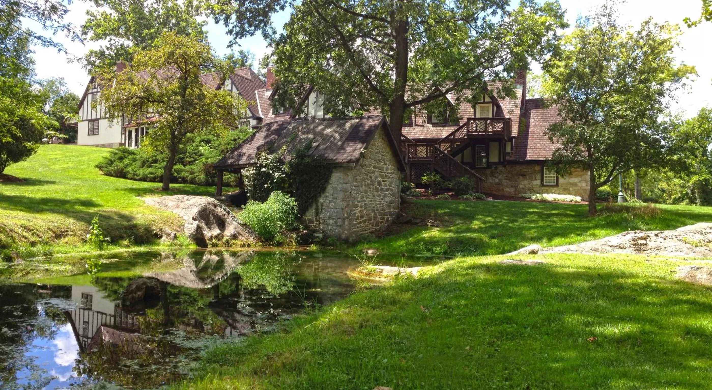 Hillbrook Inn & Spa