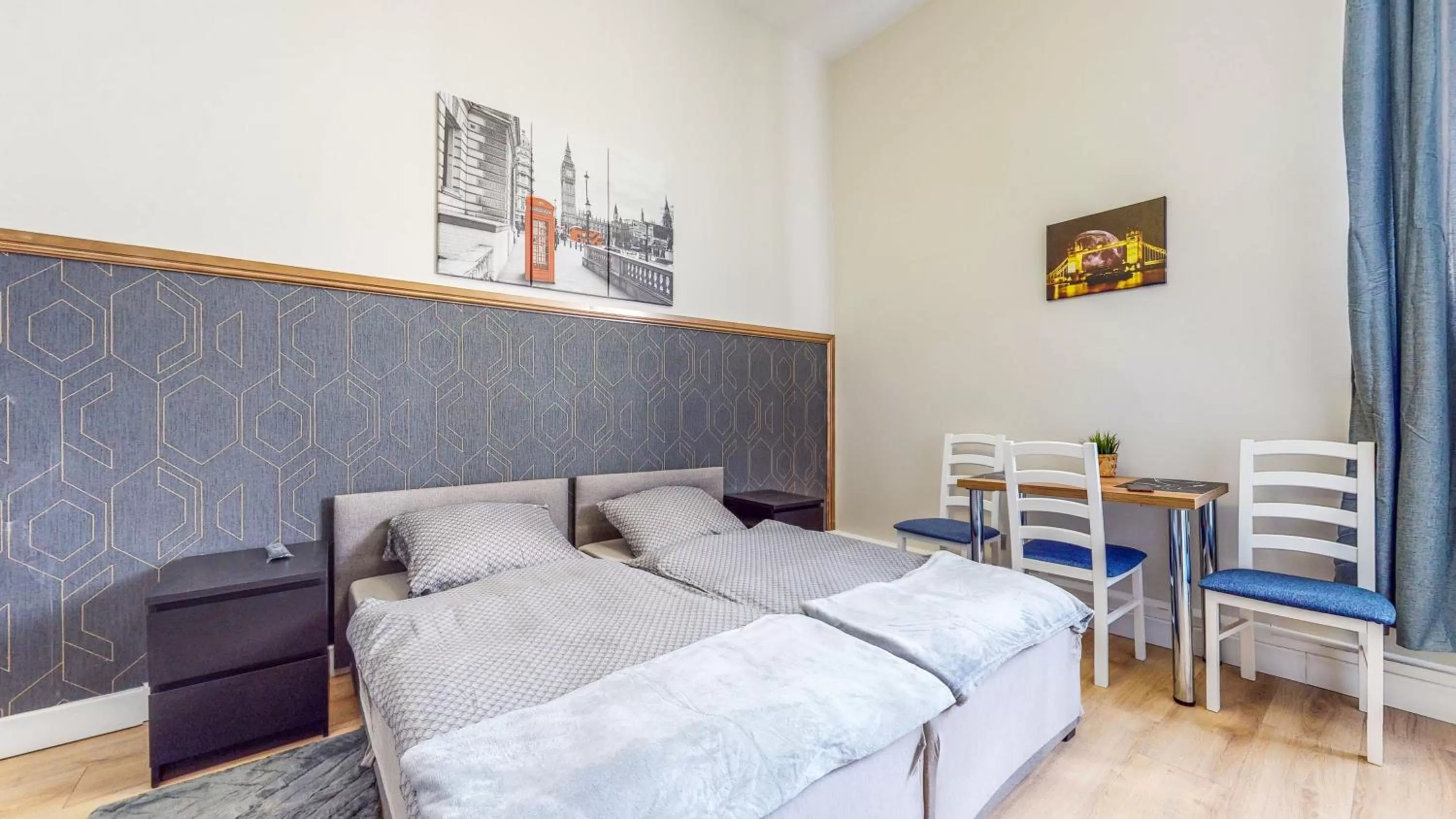 Bed in City Place Noclegi