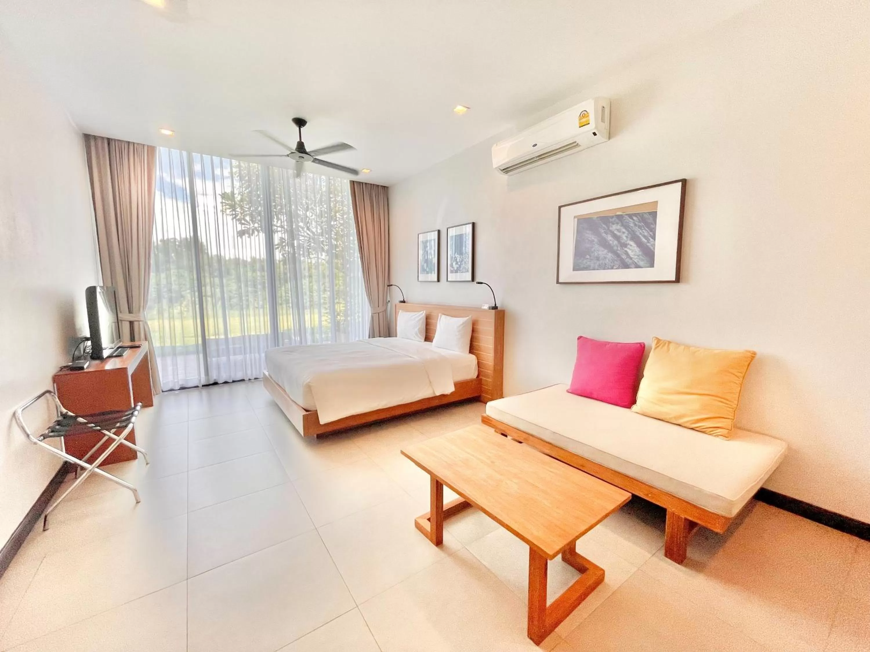 Guests in Zensala Riverpark Resort-SHA Extra Plus