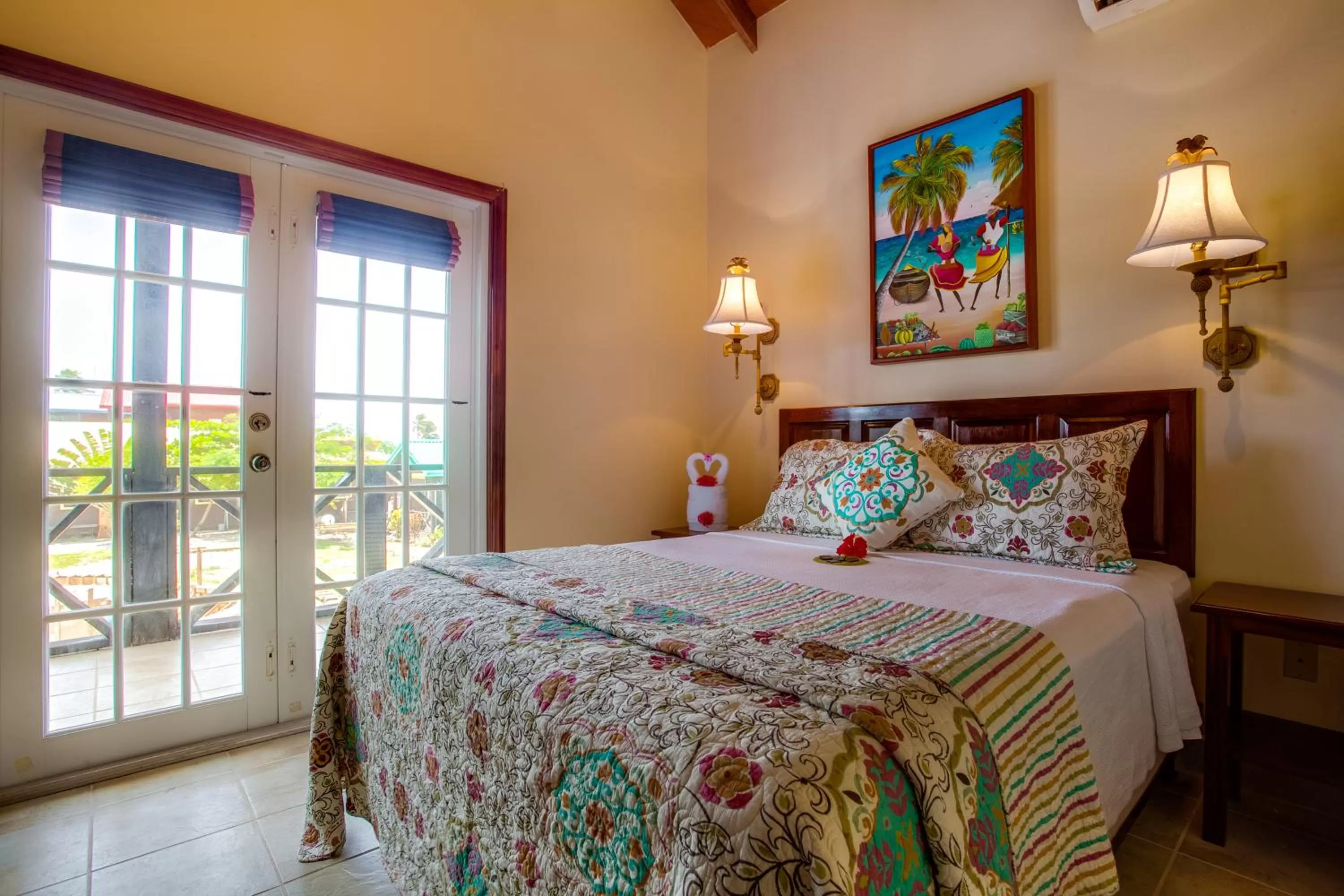 Photo of the whole room, Bed in X'tan Ha- The Waterfront