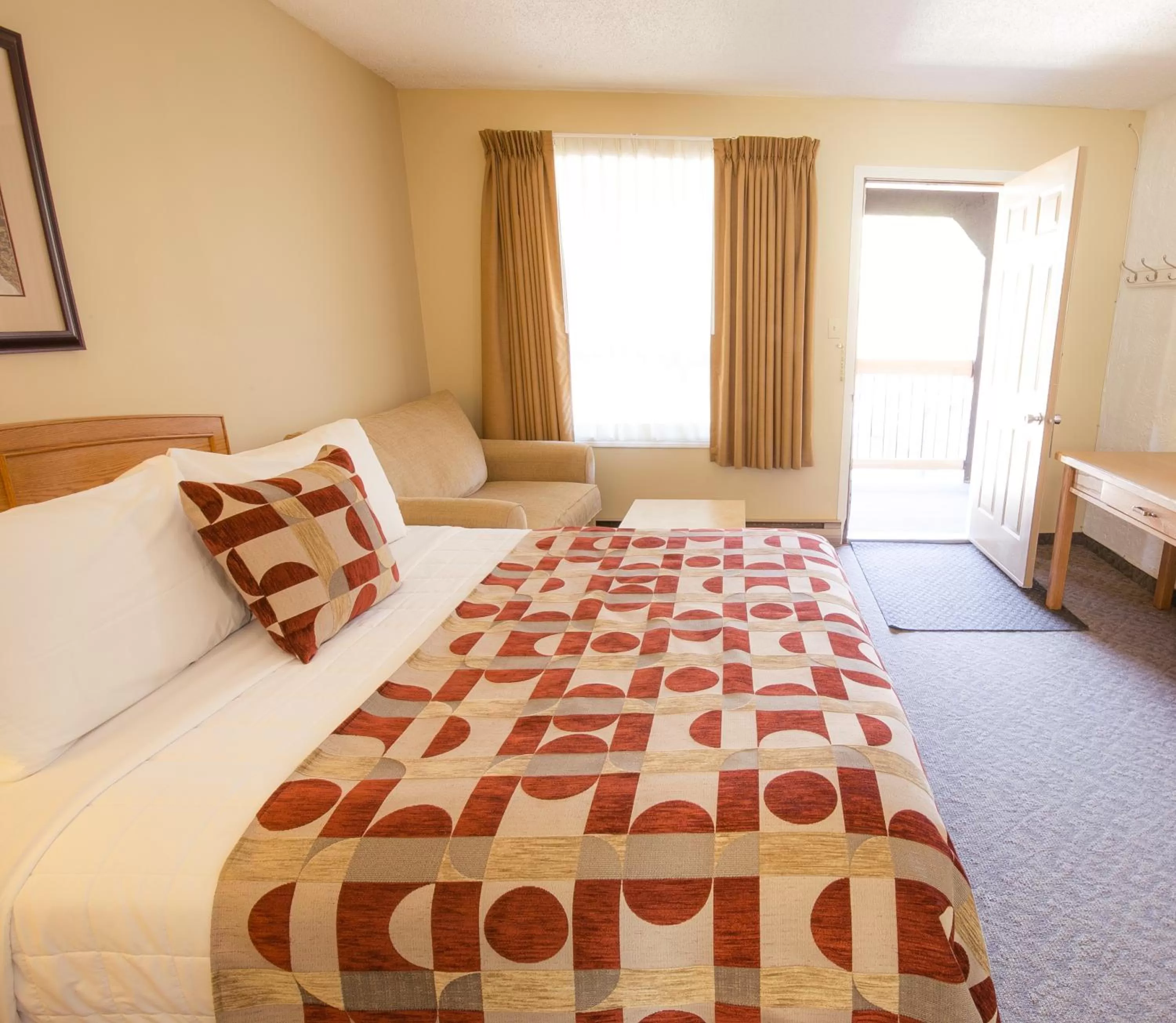 Day, Bed in Crystal Springs Lodge