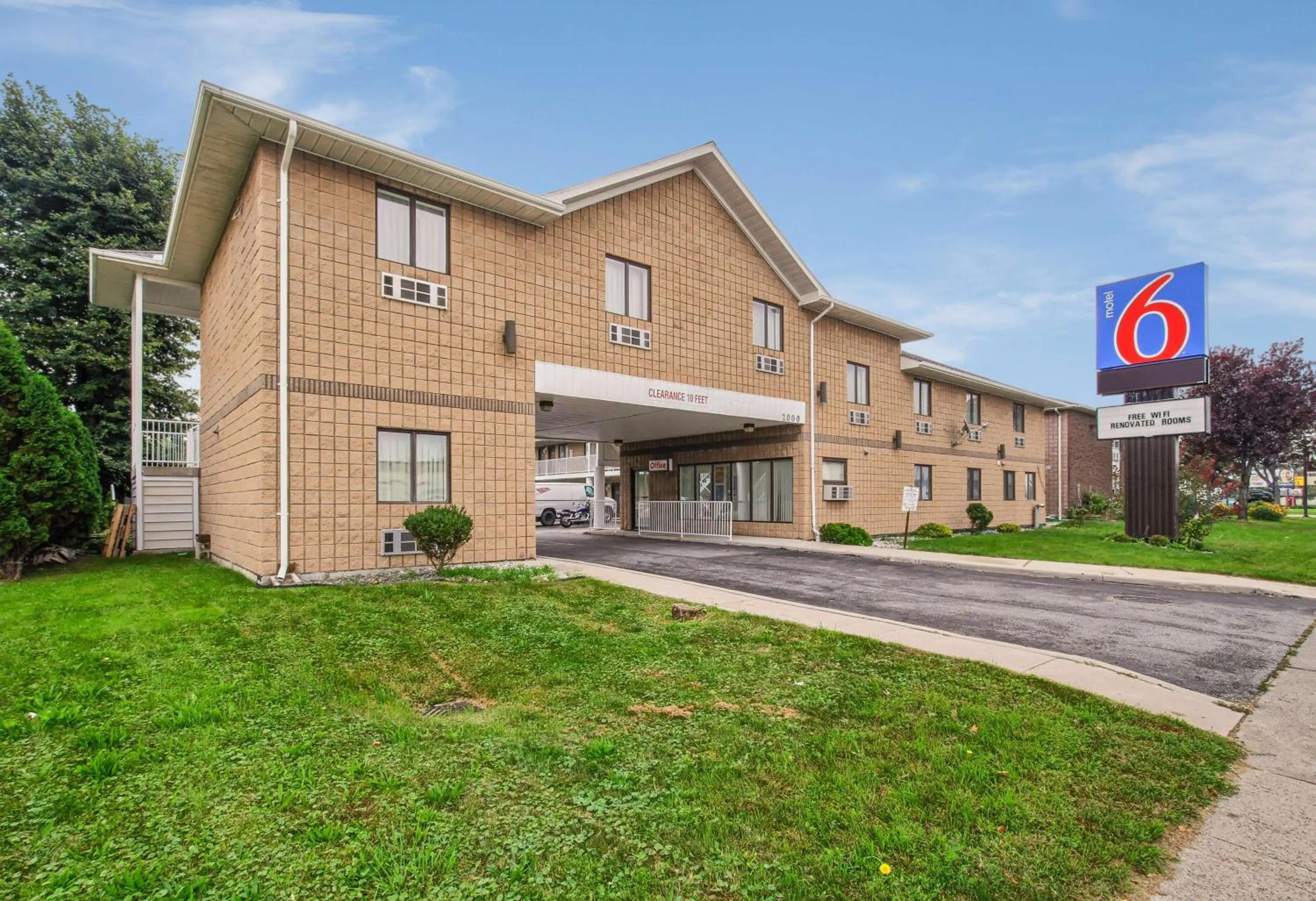 Property building in Motel 6-Windsor, ON