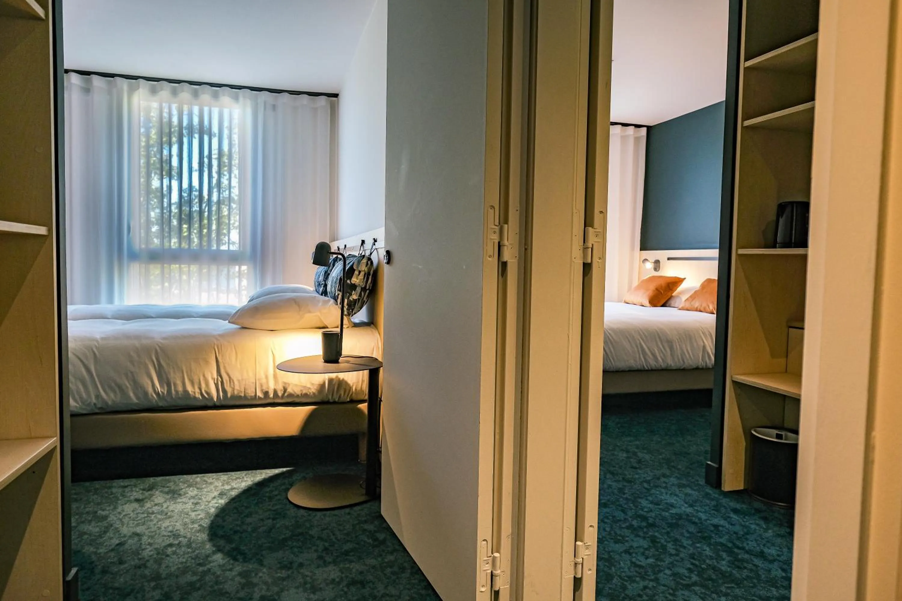 Photo of the whole room, Bed in ibis Styles Bordeaux Lac Bruges