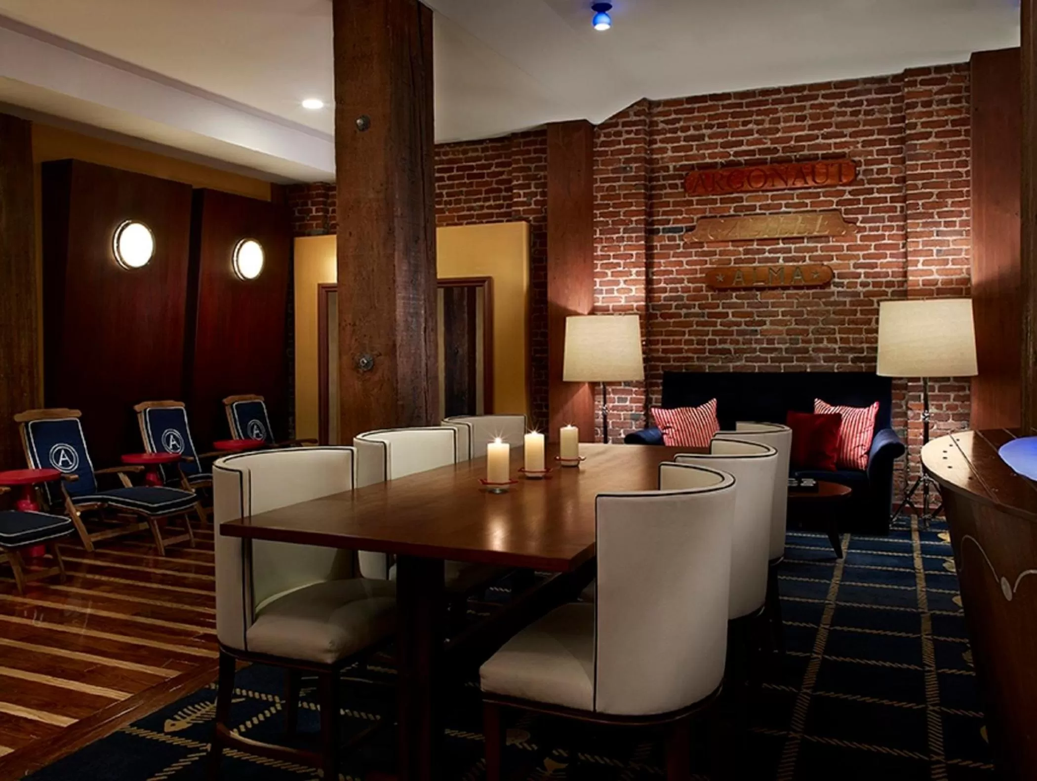 Restaurant/places to eat in Argonaut Hotel, a Noble House Hotel