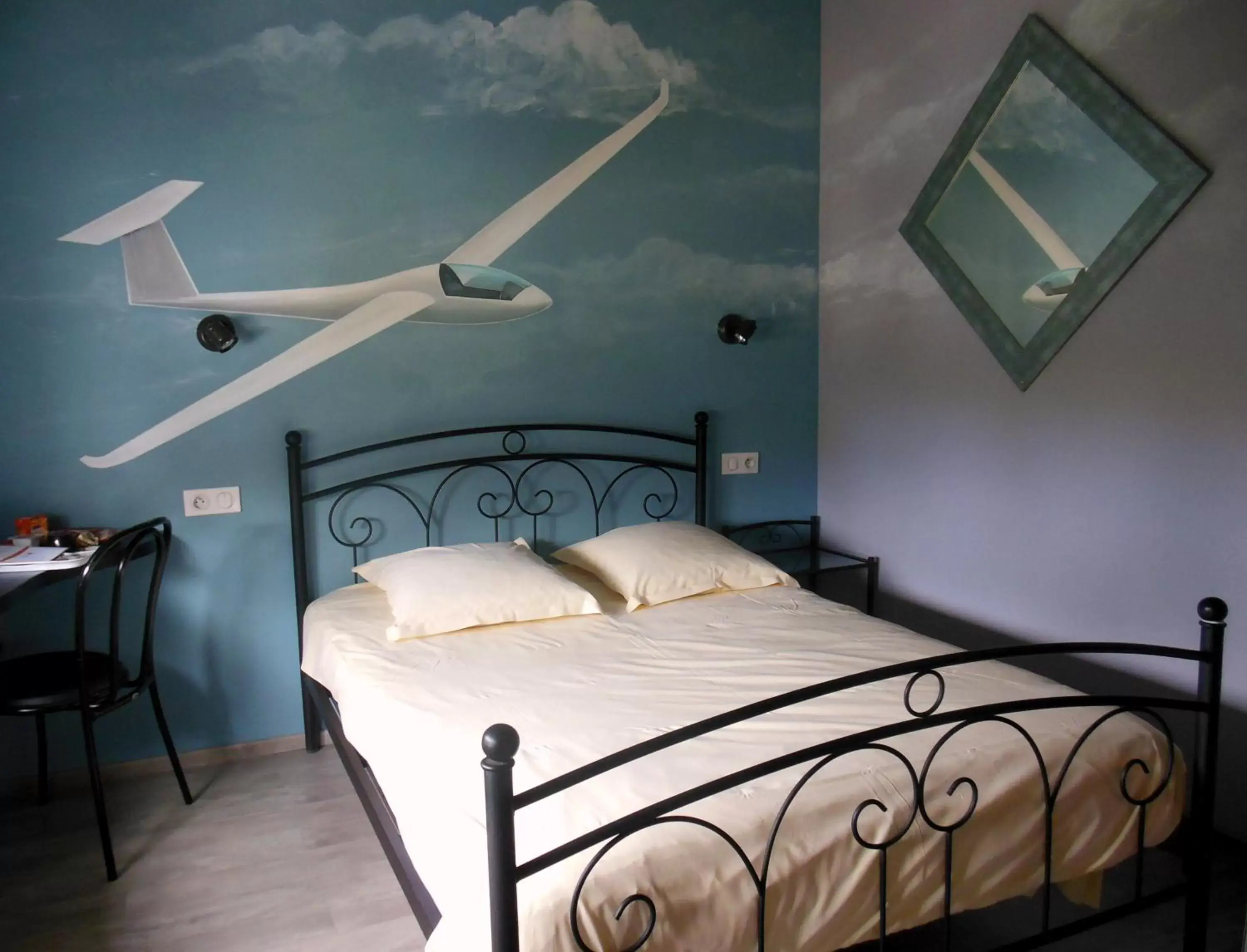 Standard Twin Room in Hotel Champ Alsace Standard Twin Room in Hotel Champ Alsace