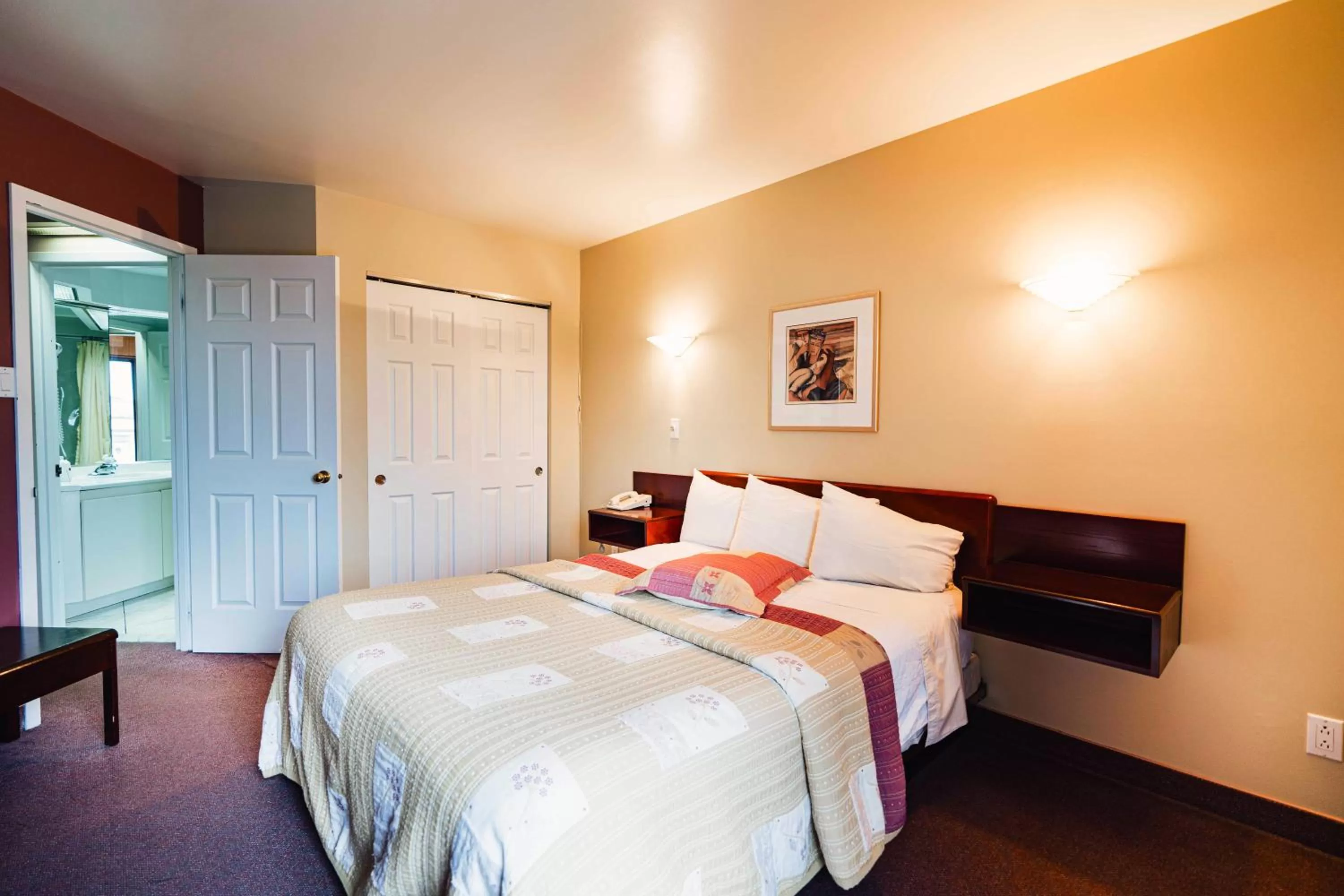 Bed in Auberge Harris