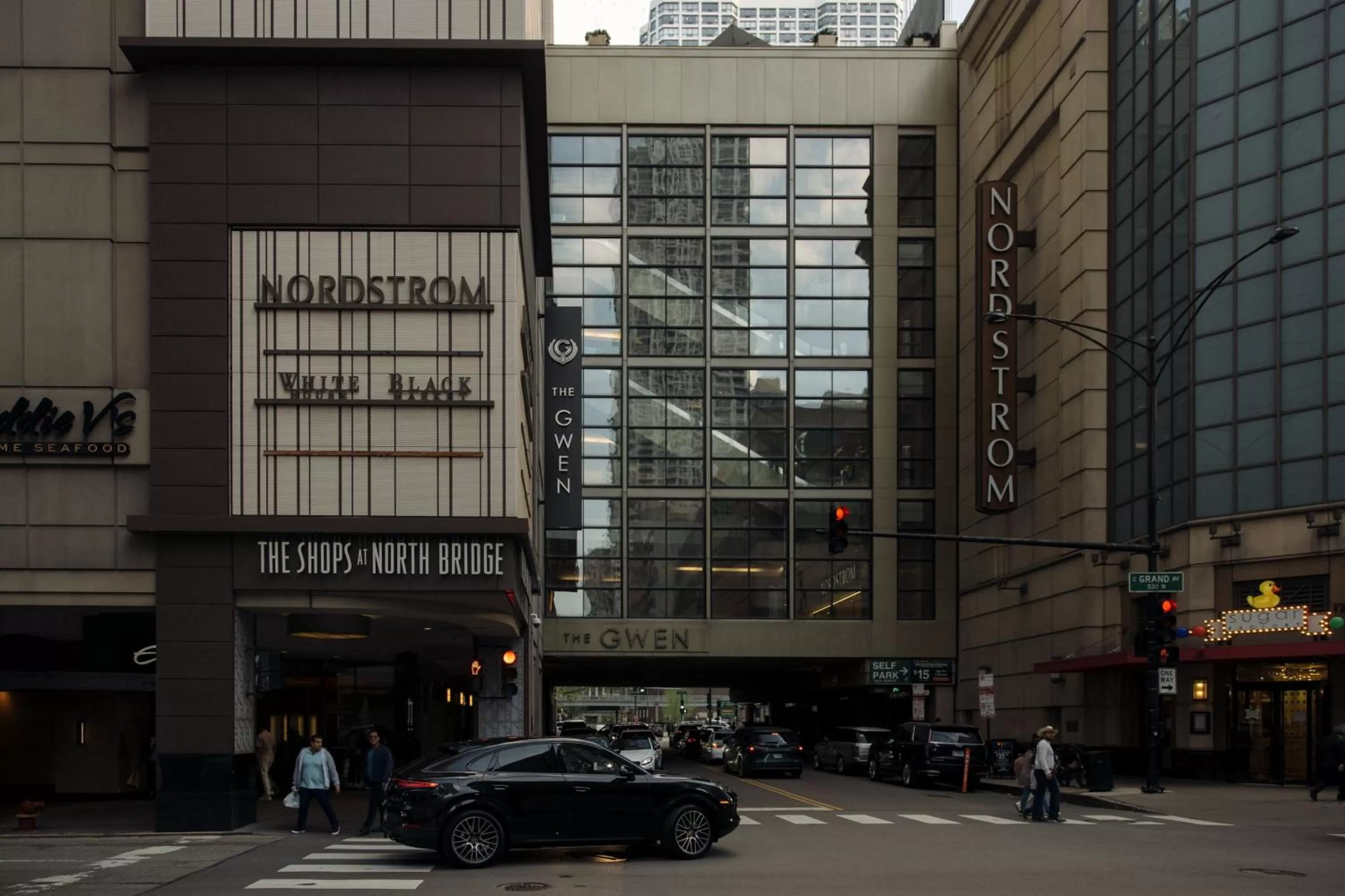 Property building in The Gwen, a Luxury Collection Hotel, Michigan Avenue Chicago