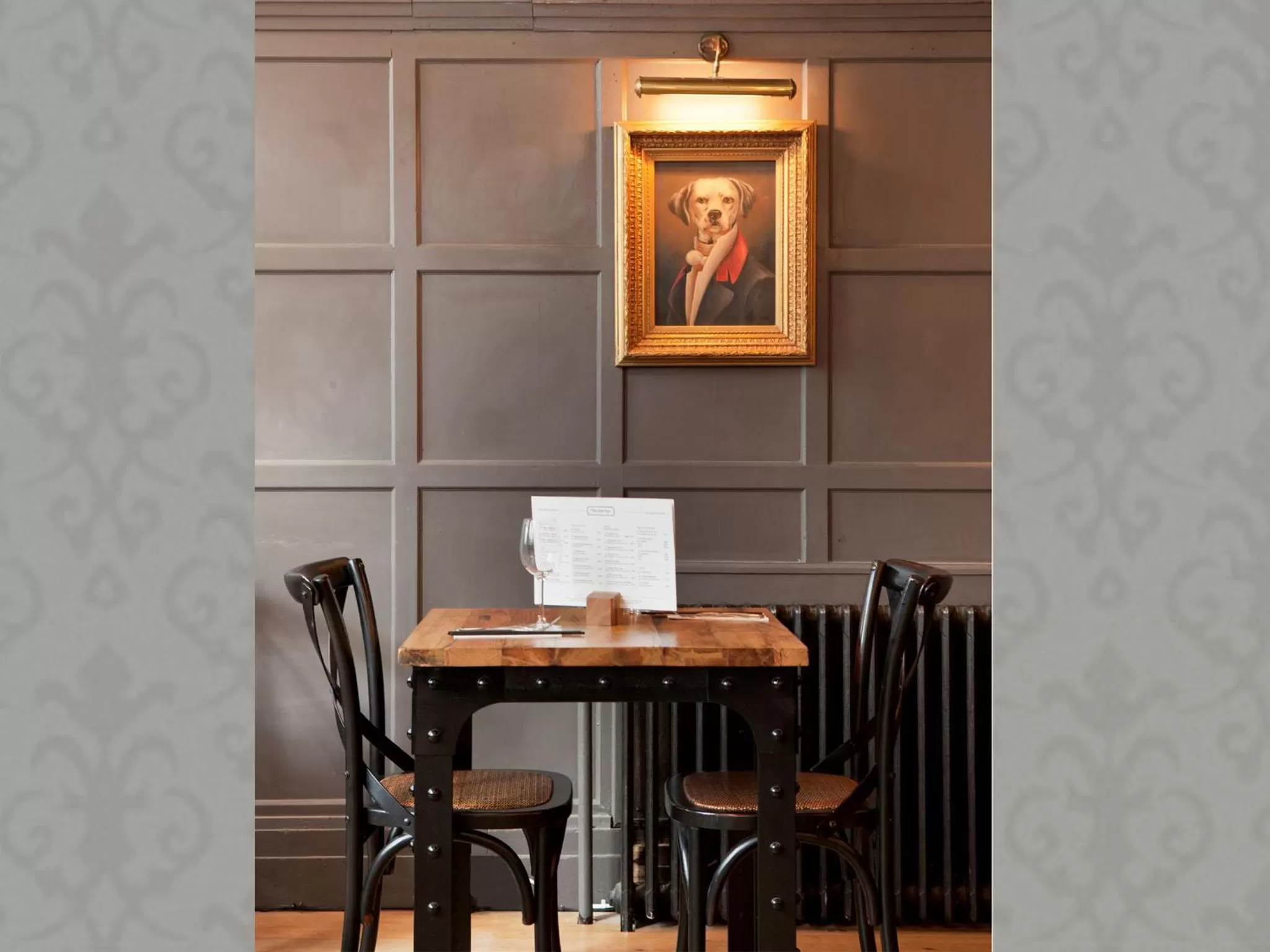 Restaurant/places to eat in The One Tun Pub & Rooms