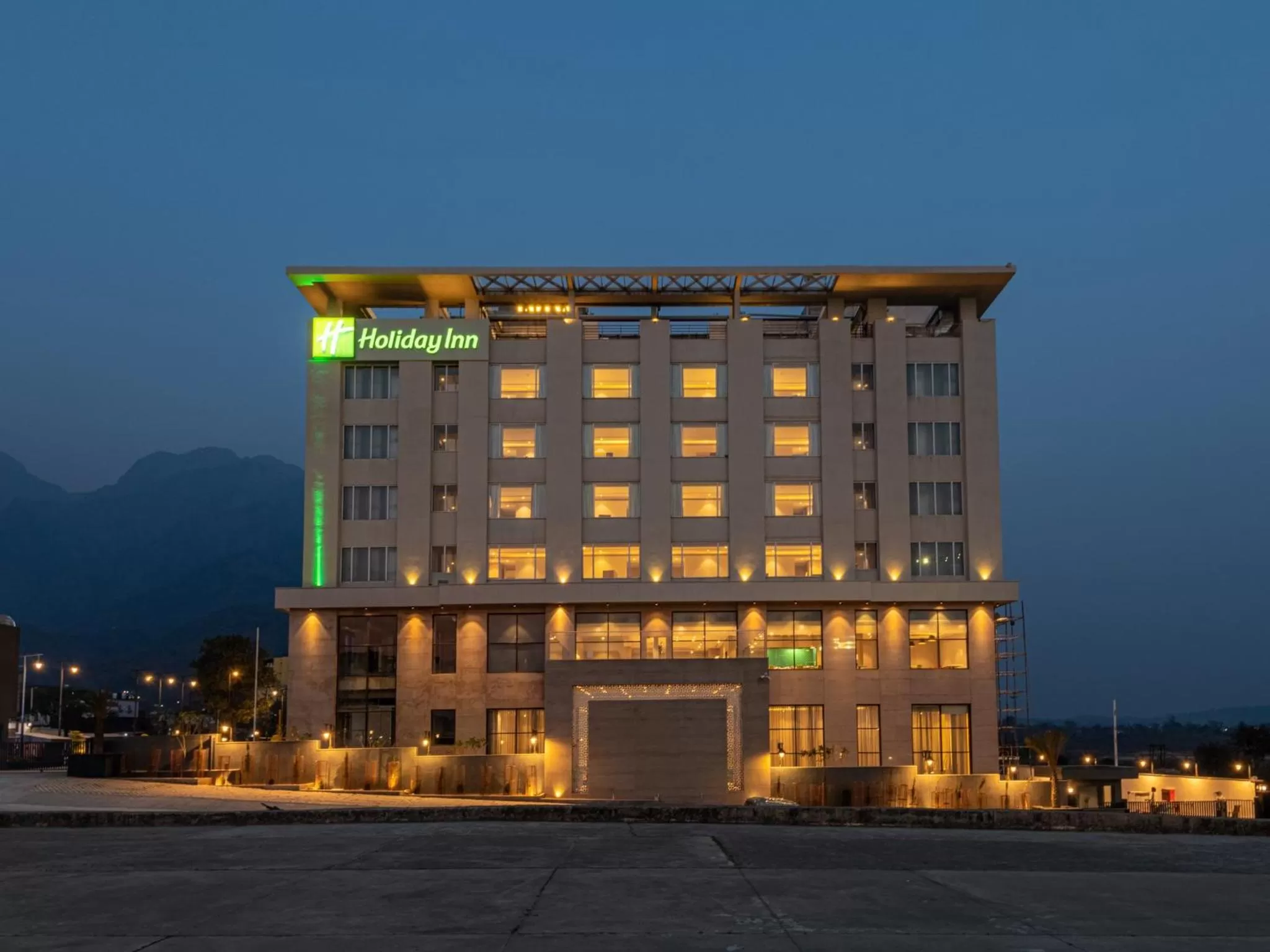 Property building in Holiday Inn Katra Vaishno Devi by IHG