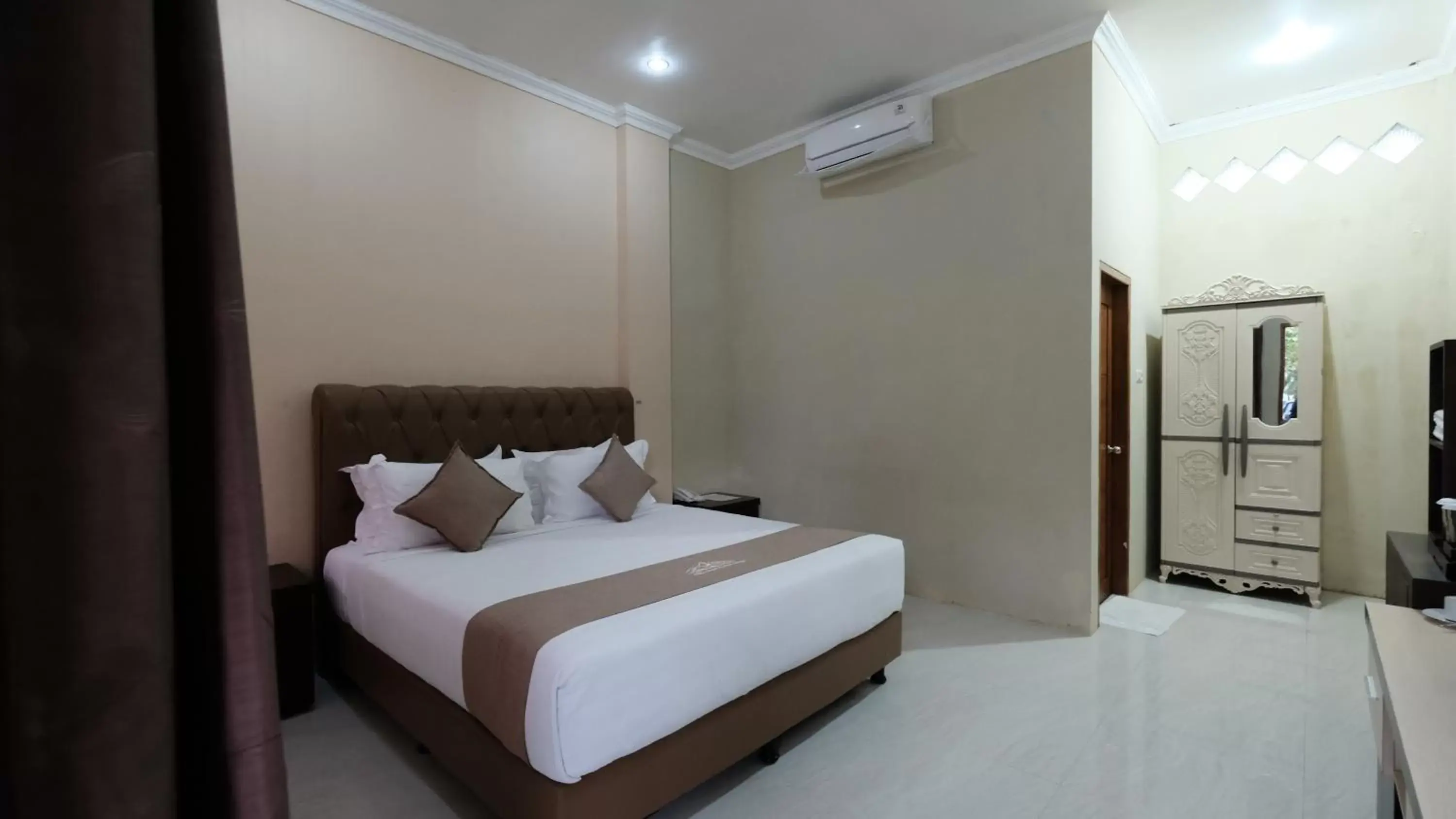 Standard Double Room in Bukit Indah Doda Hotel & Resorts Standard Double Room in Bukit Indah Doda Hotel & Resorts