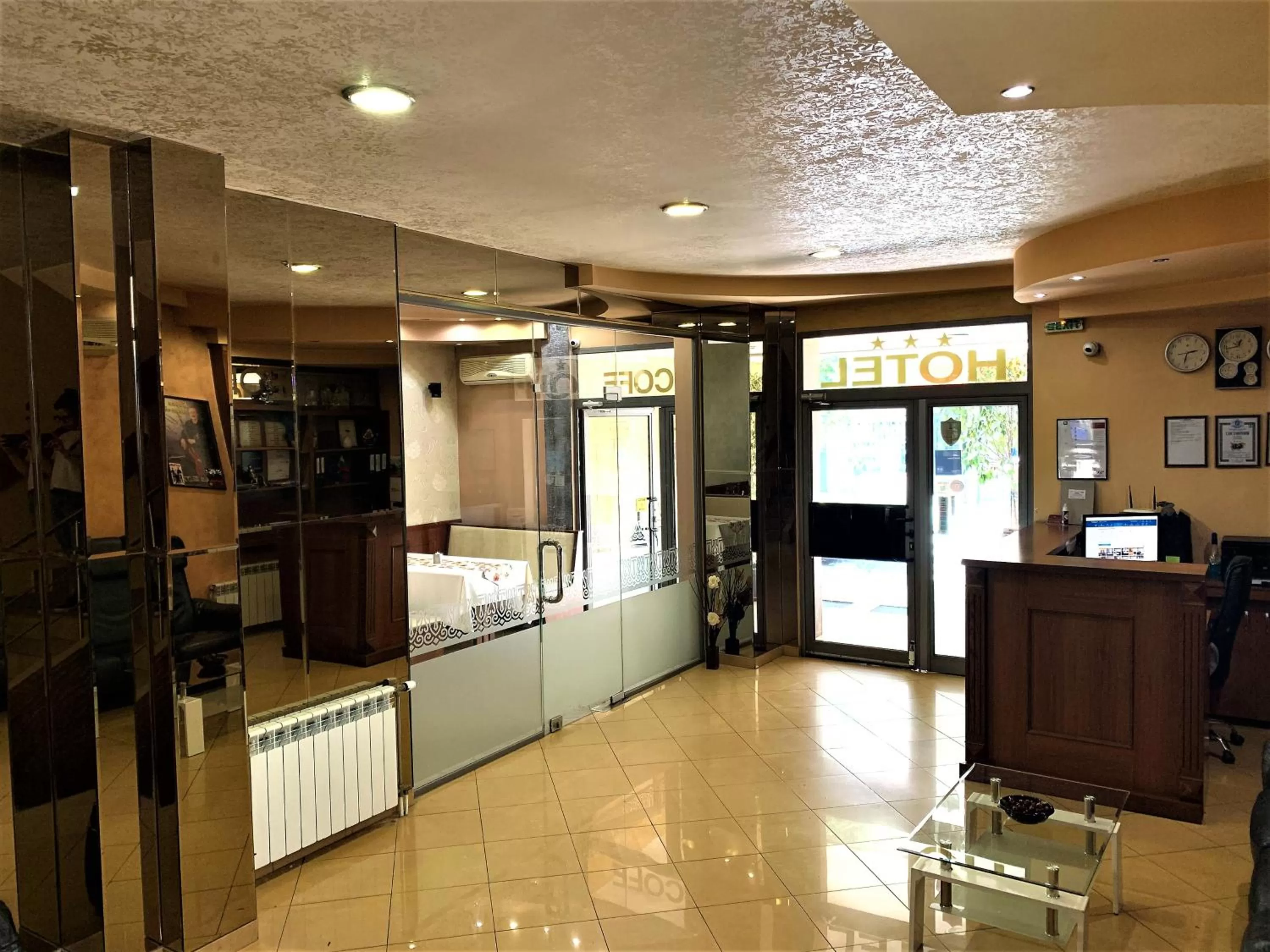 Lobby or reception in Hotel Trayana