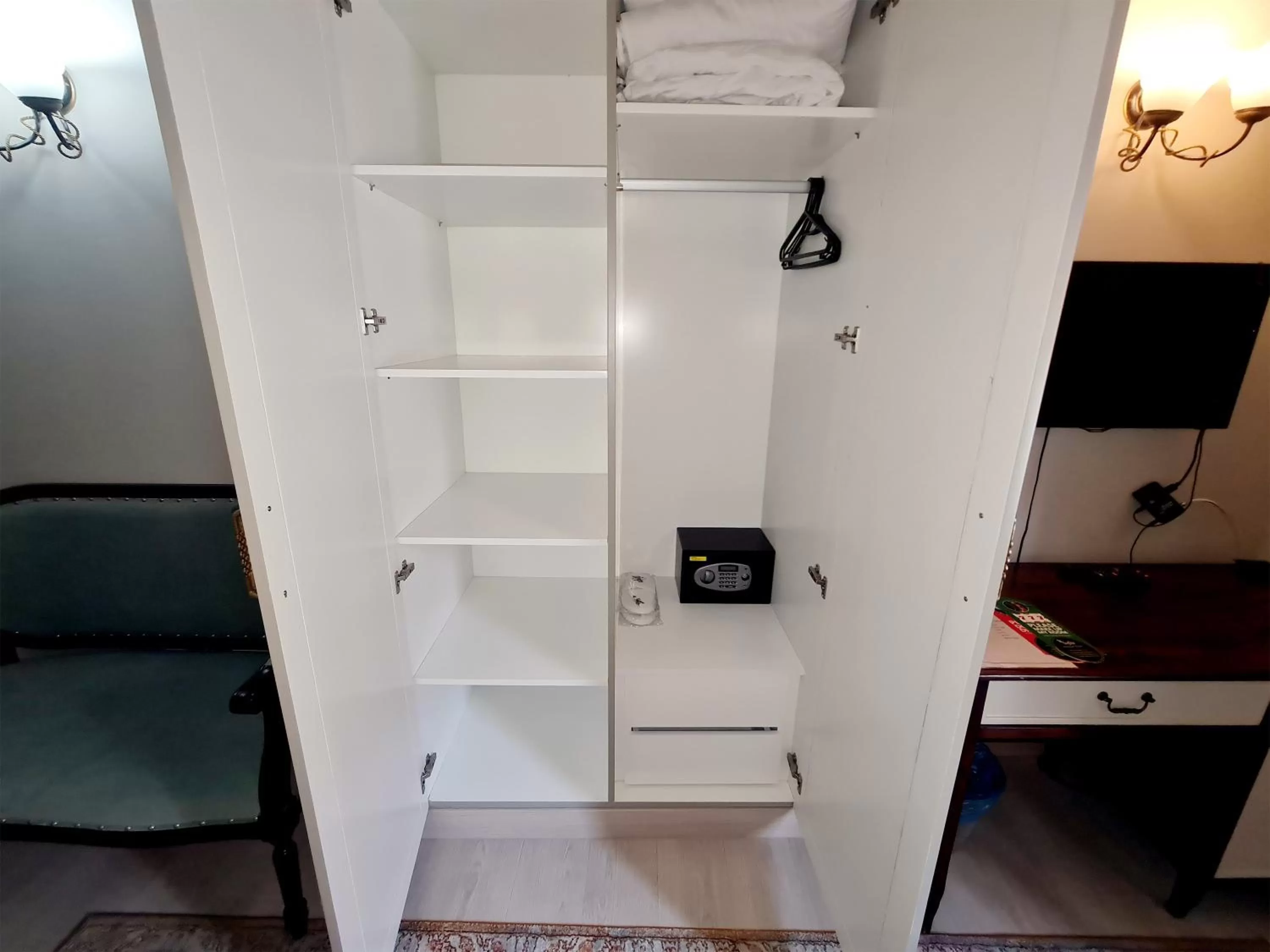 wardrobe, Bathroom in SOFIA BOUTIQUE HOTEL