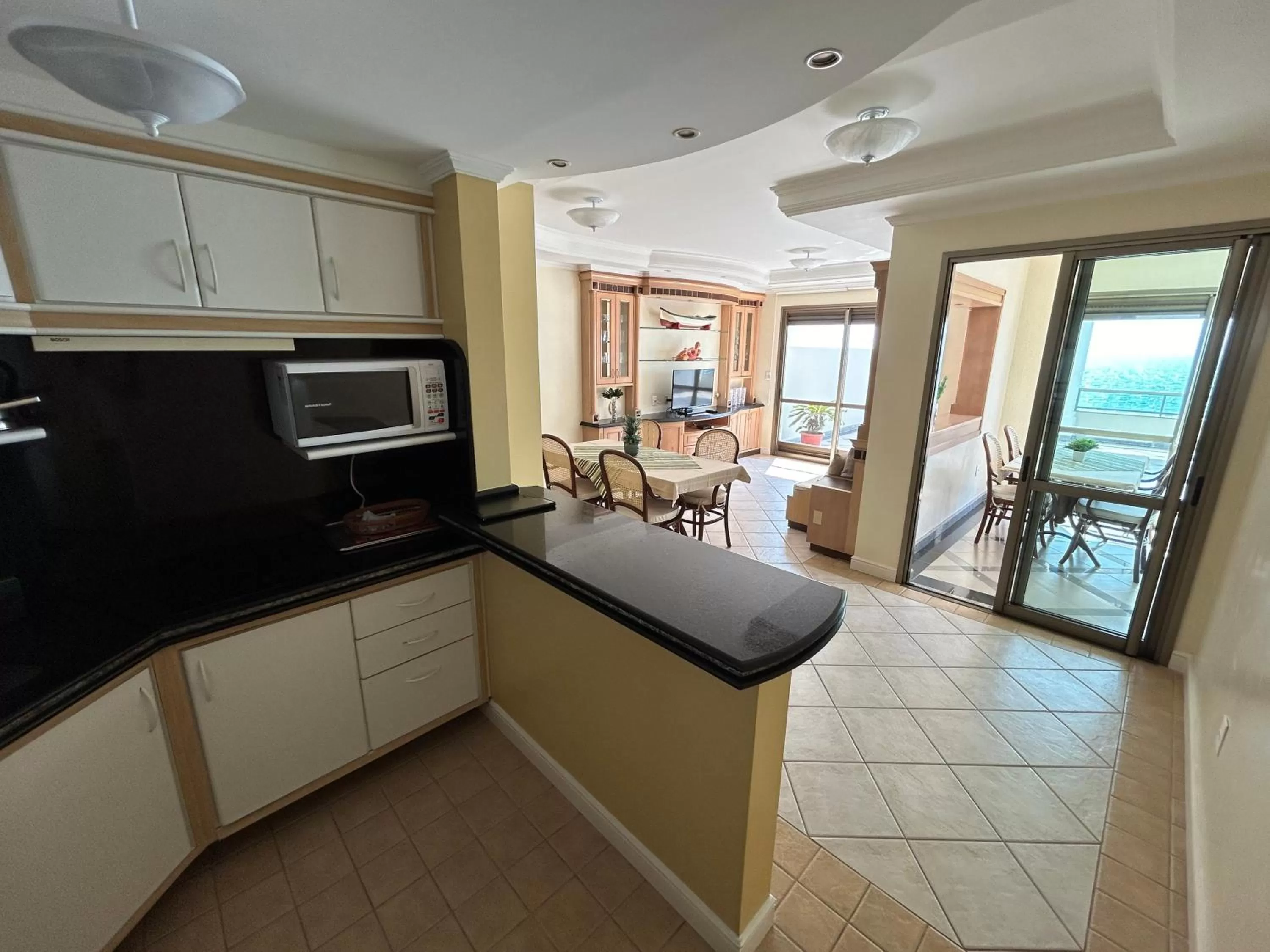 Kitchen or kitchenette, Kitchen/Kitchenette in Golfinhos Apart Hotel
