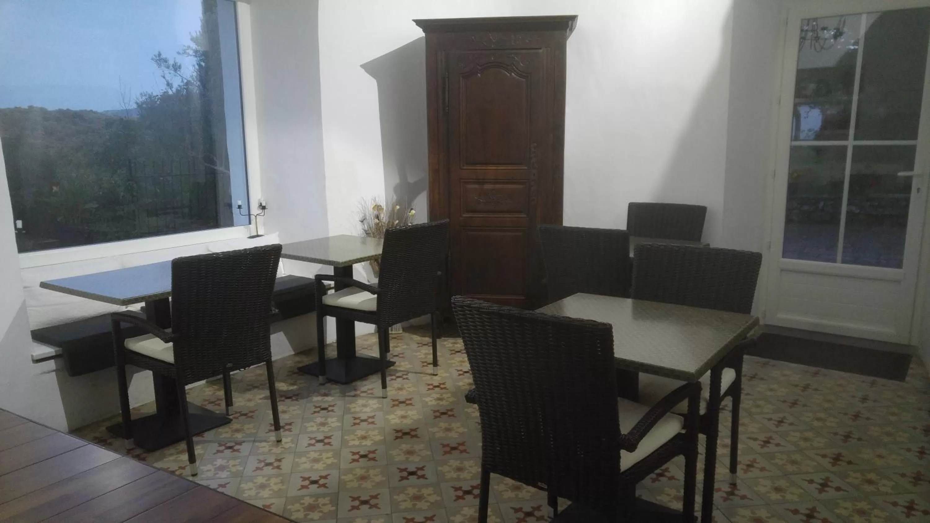 Restaurant/places to eat in Le Moulin de Varrians