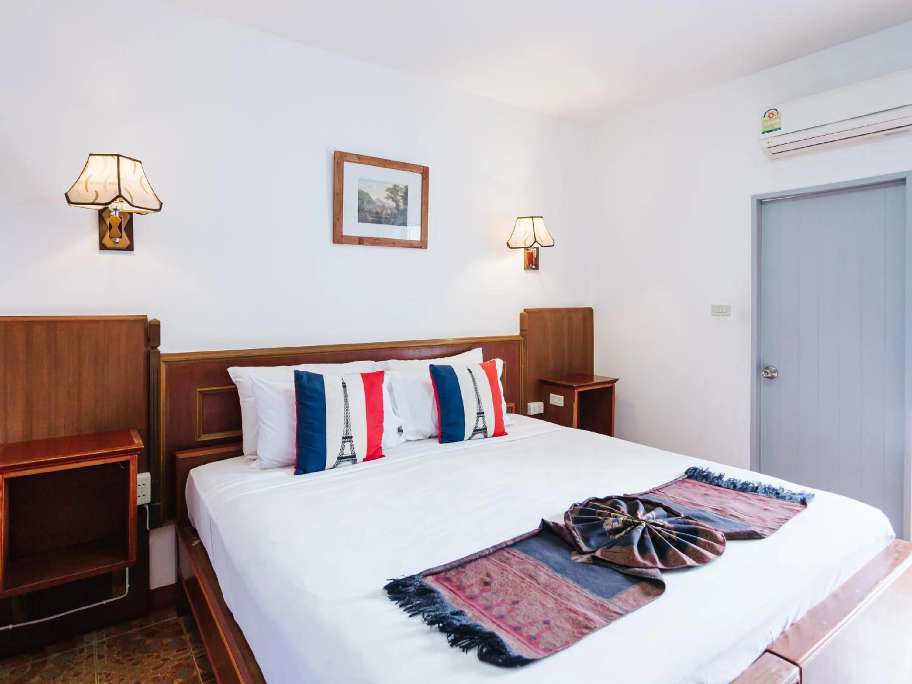 Bedroom, Bed in Rendezvous Oldtown Chiangmai