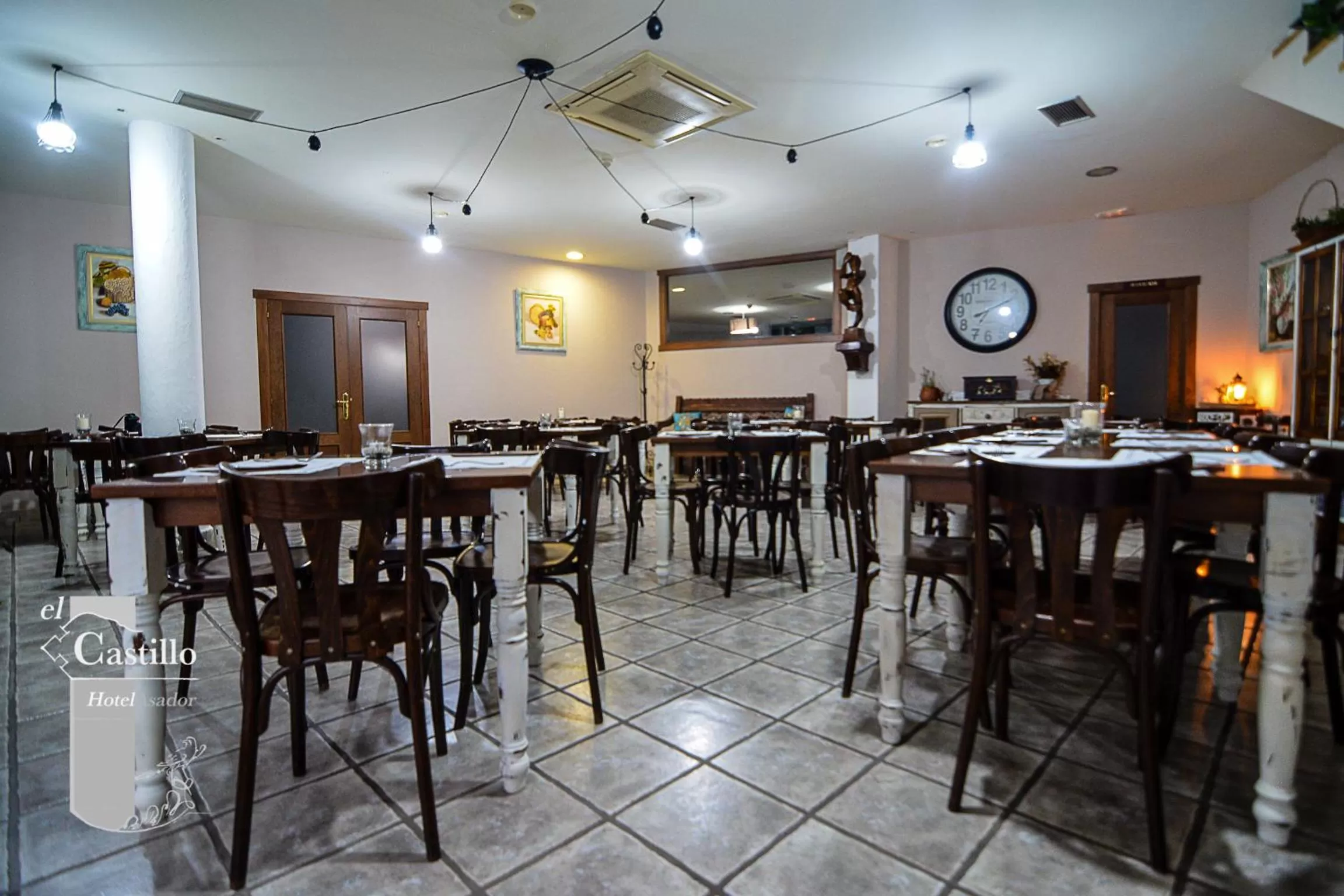 Restaurant/places to eat in Hotel Rural el Castillo