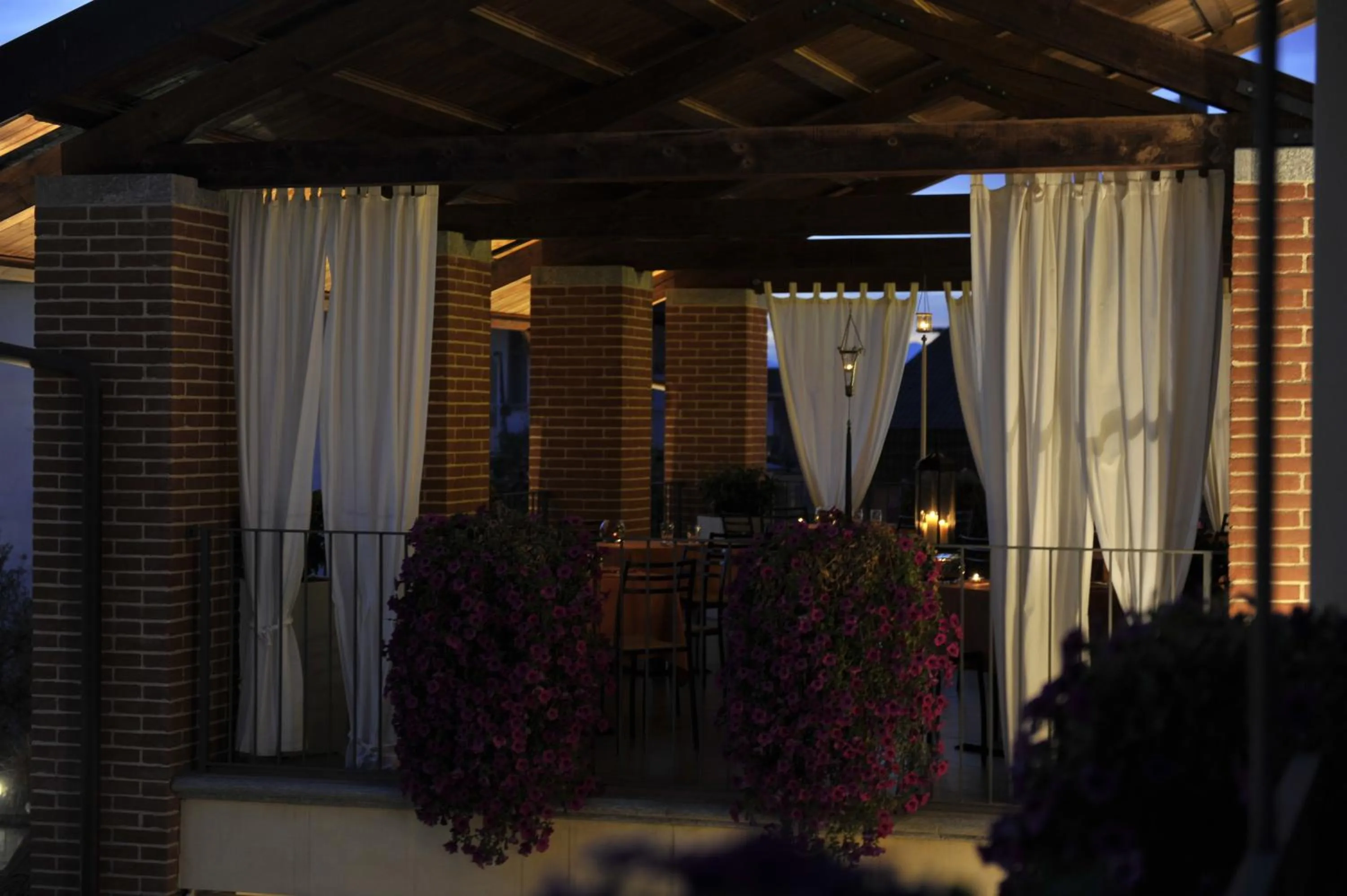 Night in Casa Americani