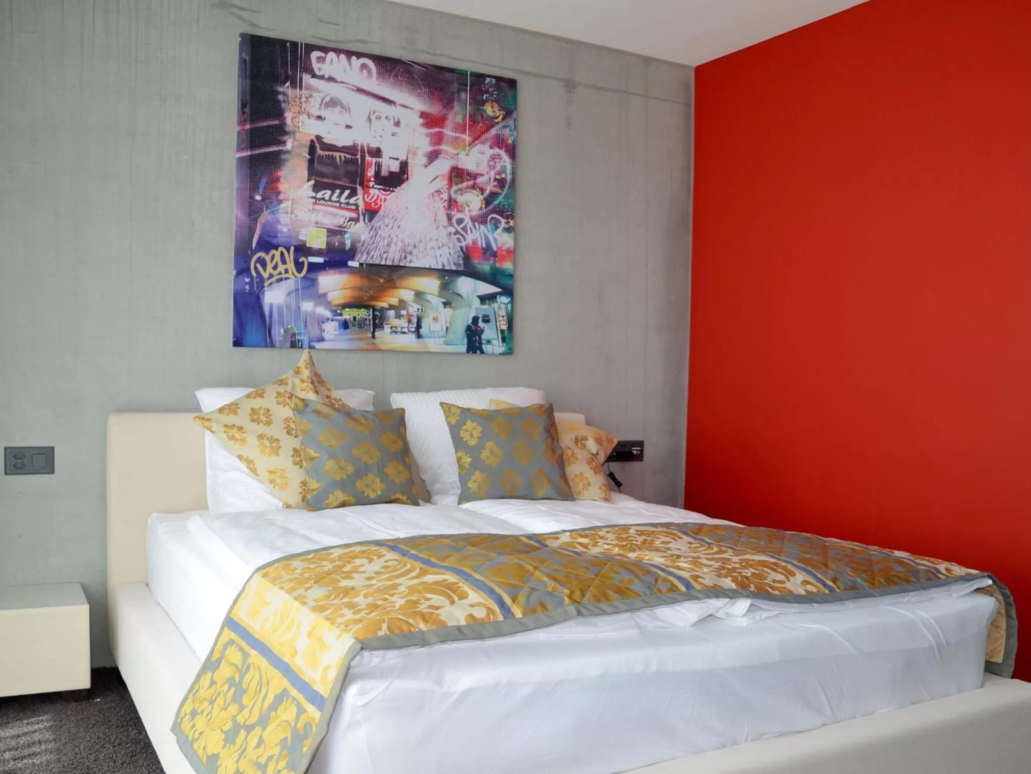 Bed in Hotel Swiss Star