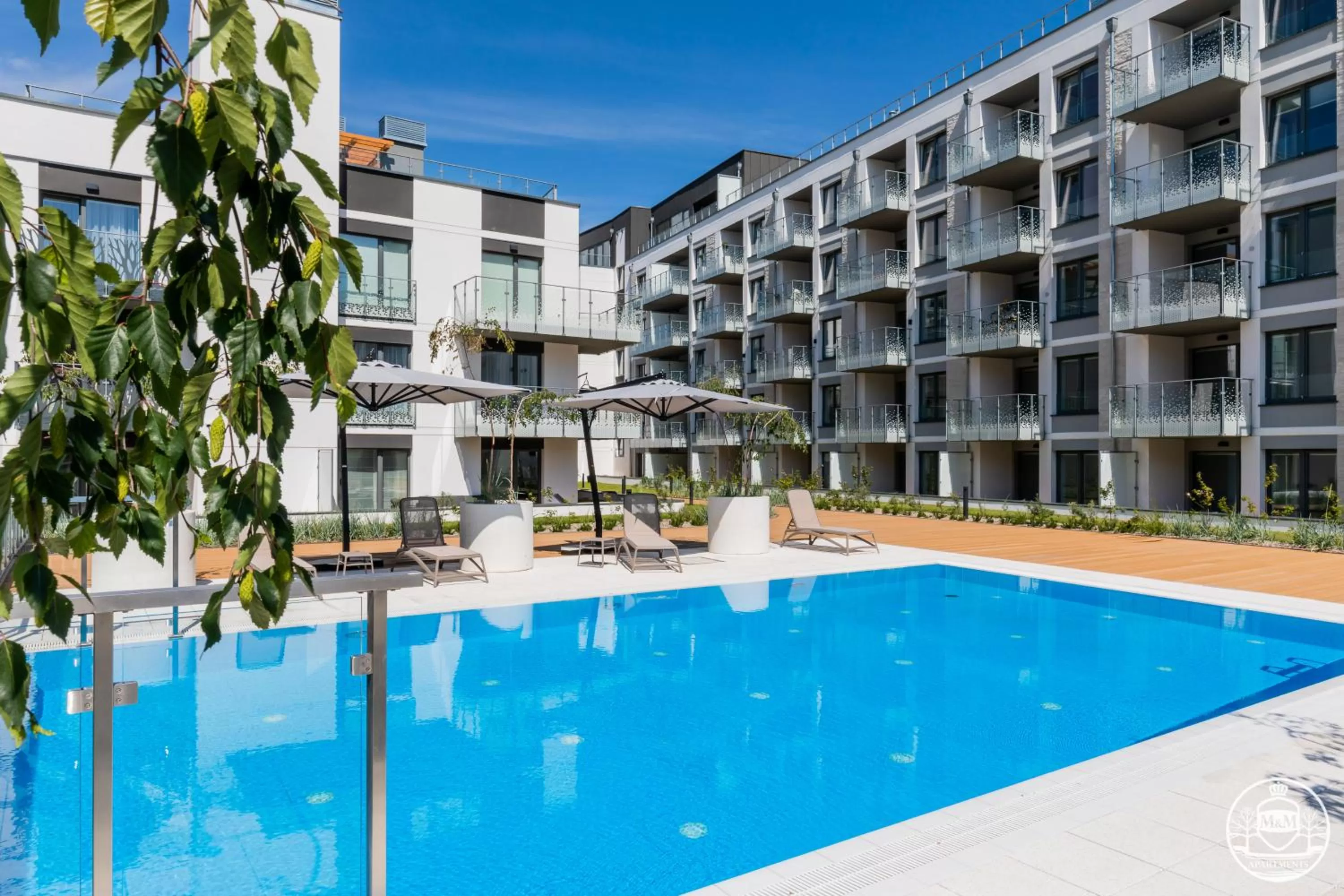 Swimming pool, Property Building in Nadmorskie Tarasy - Apartments M&M