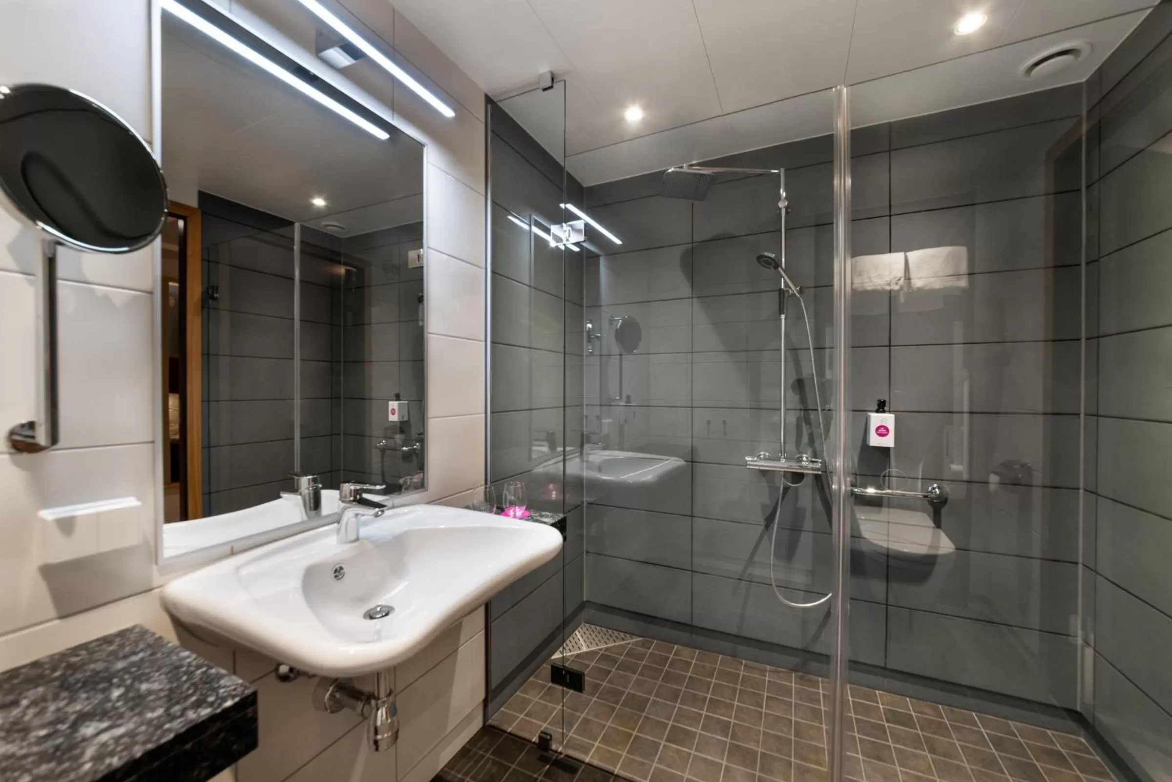 Bathroom in Quality Hotel Sogndal