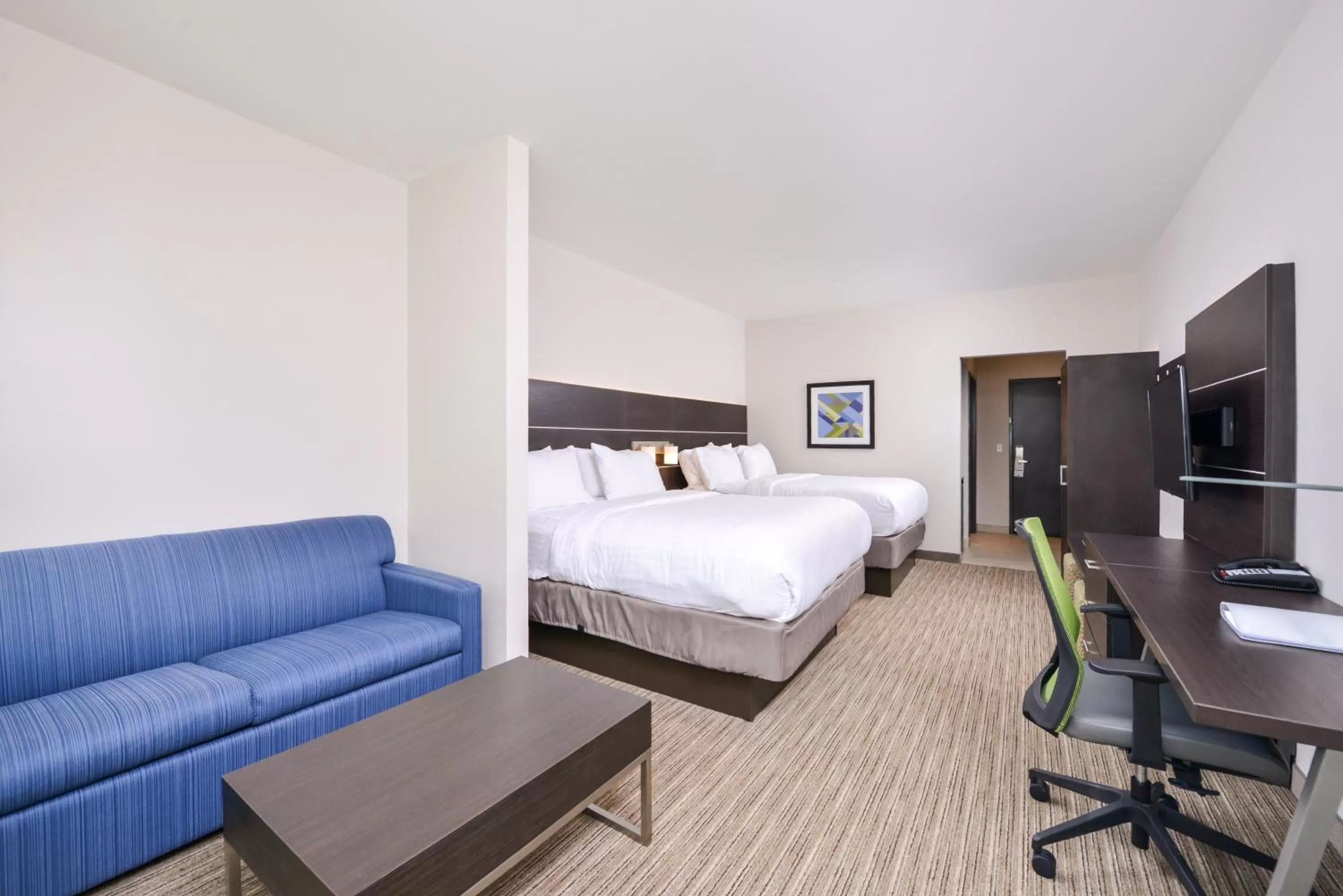 Photo of the whole room, Bed in Holiday Inn Express Donaldsonville by IHG
