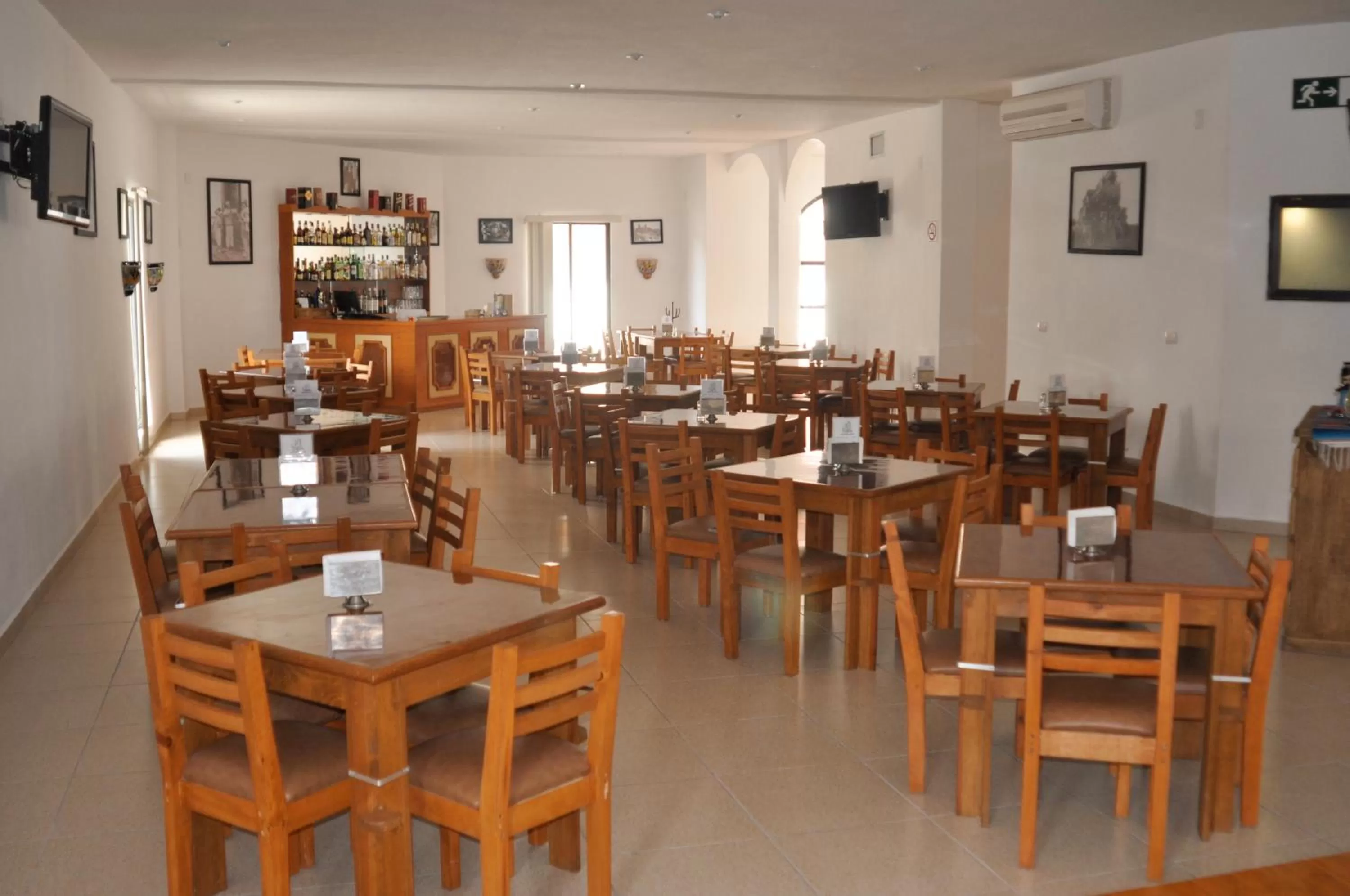 Restaurant/places to eat in Hacienda de Castilla