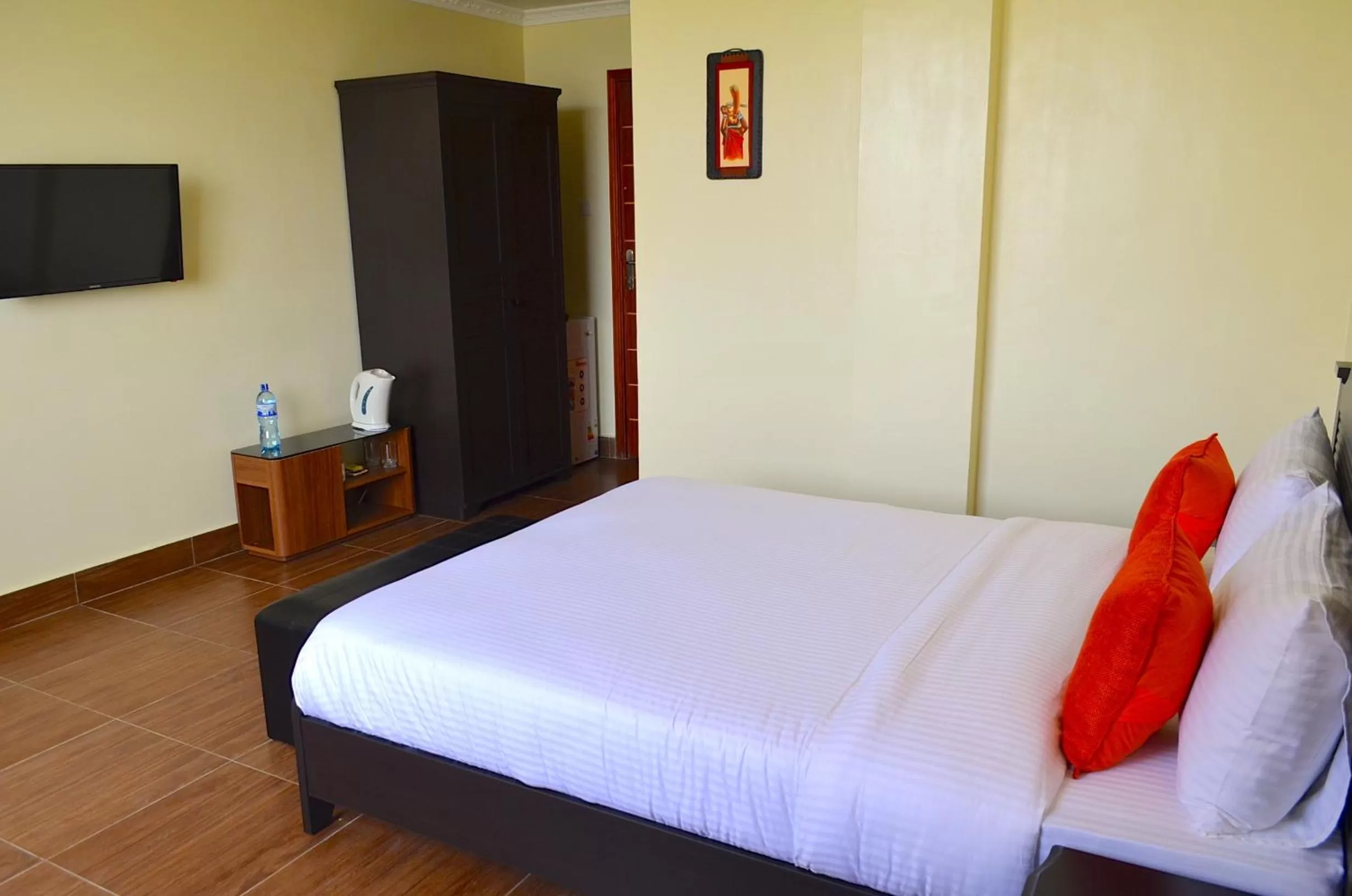 Photo of the whole room, Bed in Gigiri Express Hotel