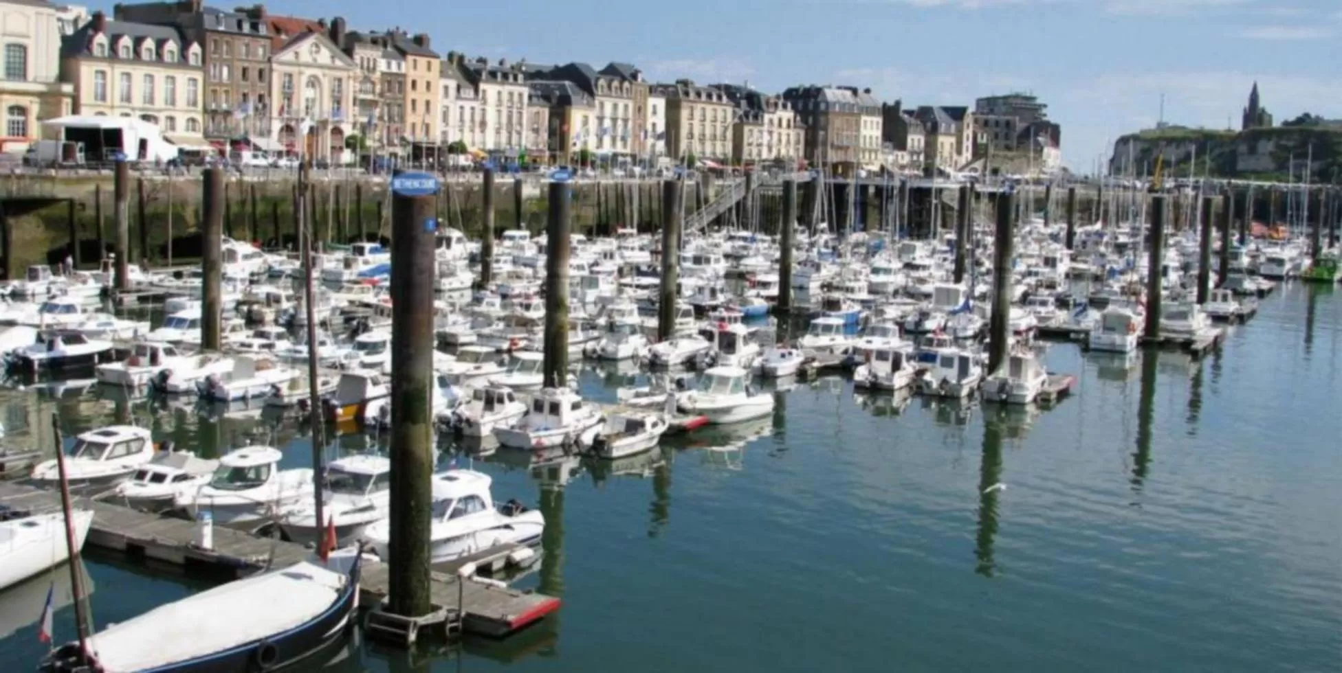 Neighbourhood in Appartement 1 chambre, 2éme étage - DIEPPE