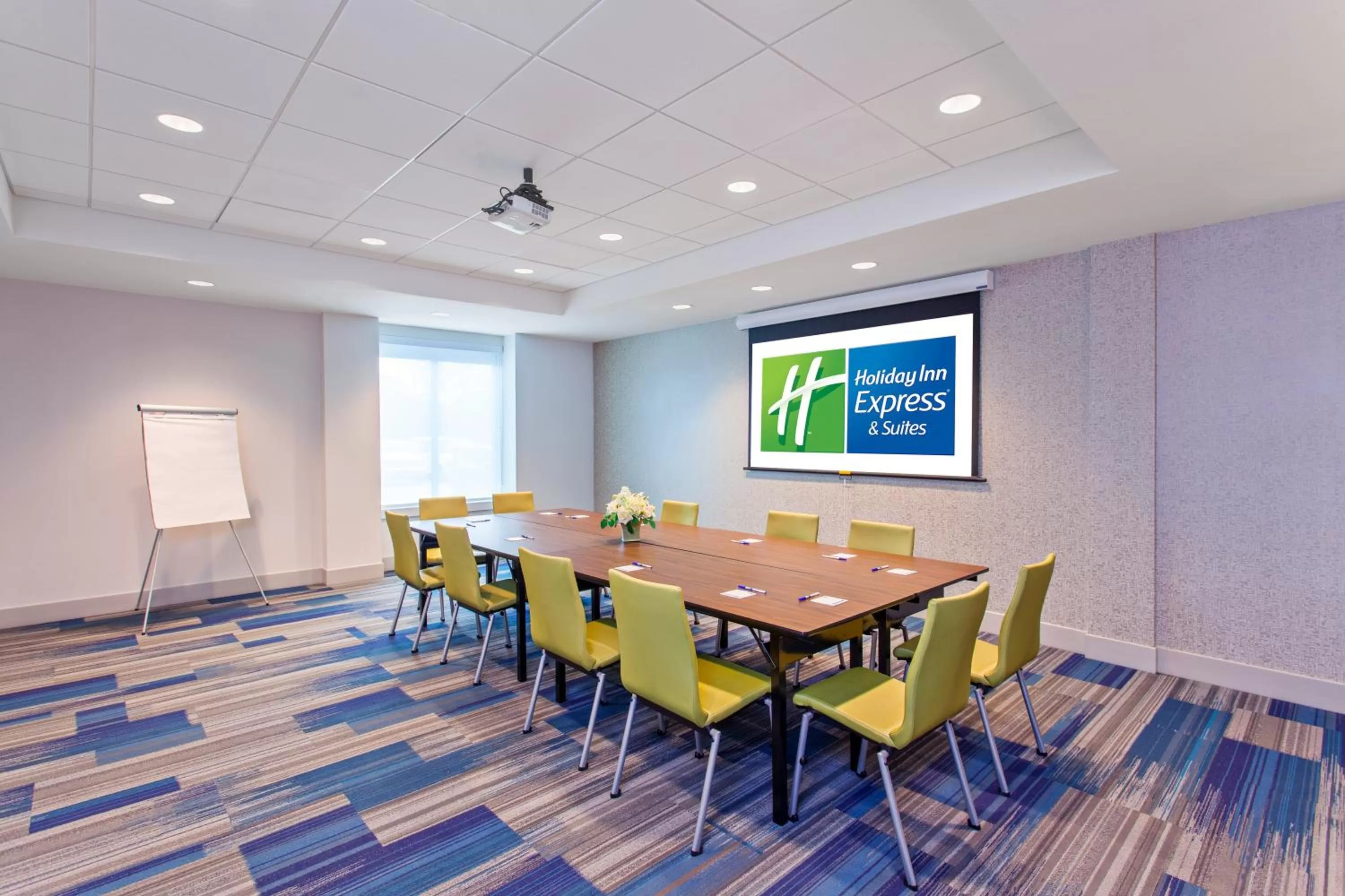 Meeting/conference room in Holiday Inn Express & Suites Houston S - Medical Ctr Area by IHG