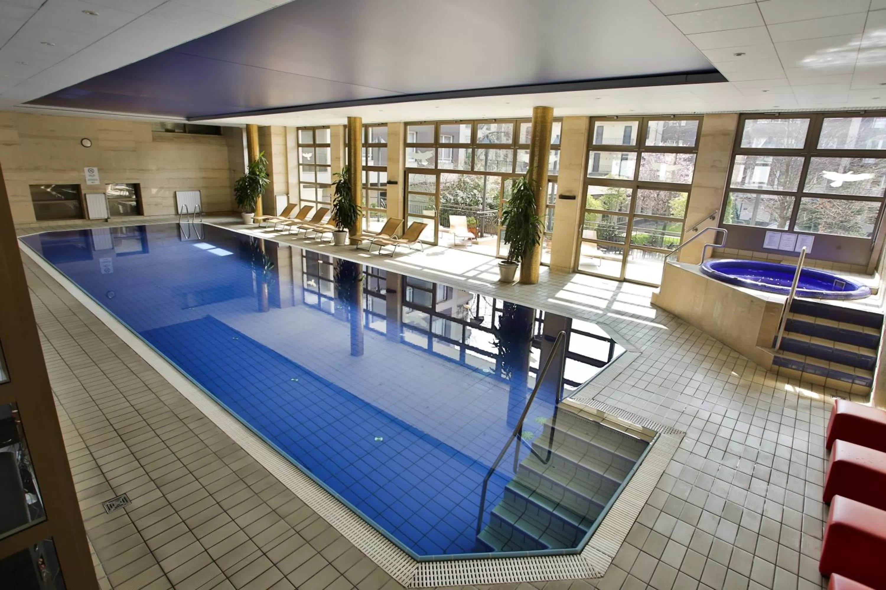 Swimming pool in Adina Apartment Hotel Budapest