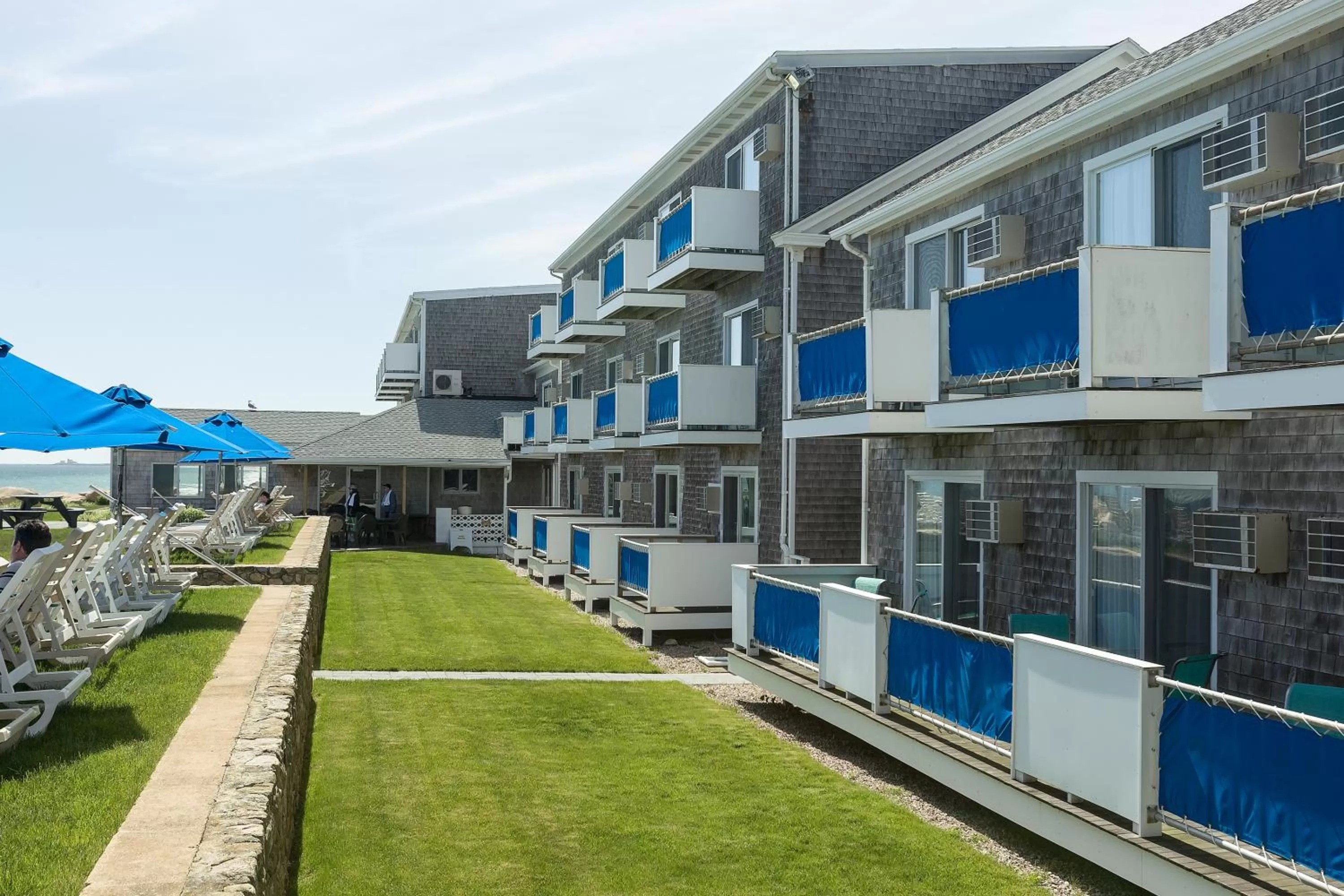 Facade/entrance in Pleasant View Inn
