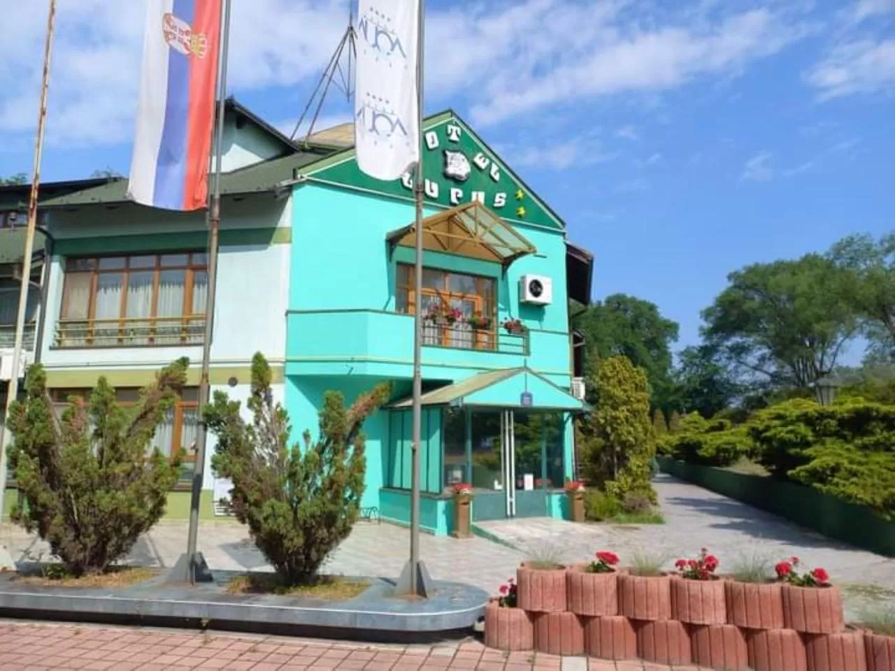 Property Building in Garni Hotel Lupus