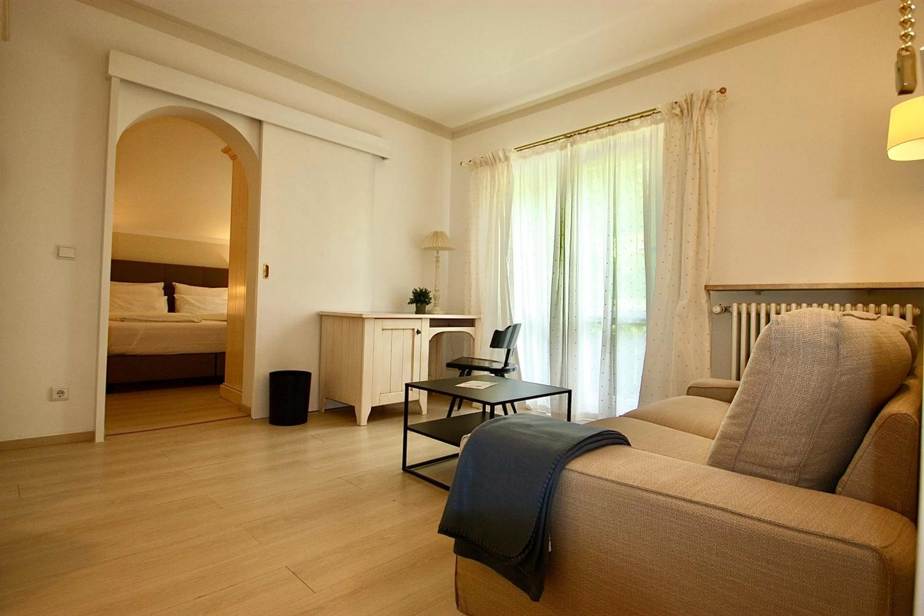 Living room, Bed in Seehaus Riessersee